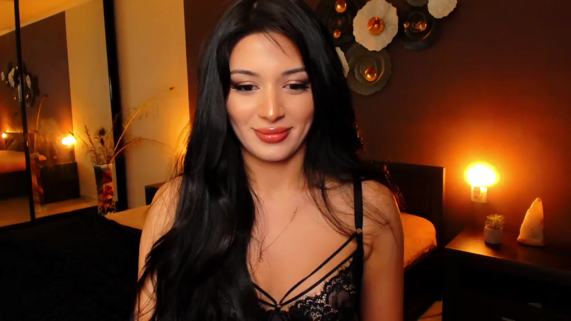 Gallery image thumbnail from Angel_on_Duty's myfreecams stream on, 10/24/2024, 22:56 image 14 of 20