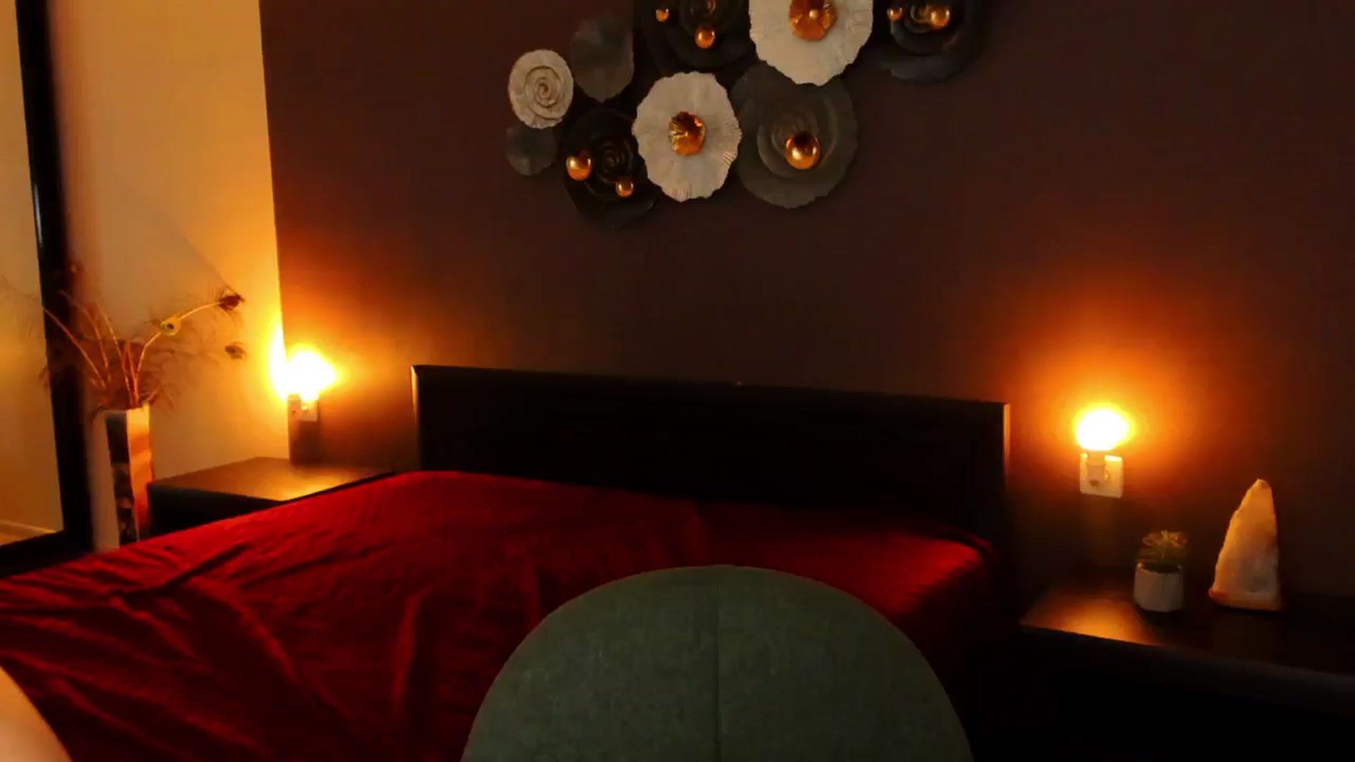 Gallery image thumbnail from Angel_on_Duty's myfreecams stream on, 10/29/2024, 23:37 image 4 of 20