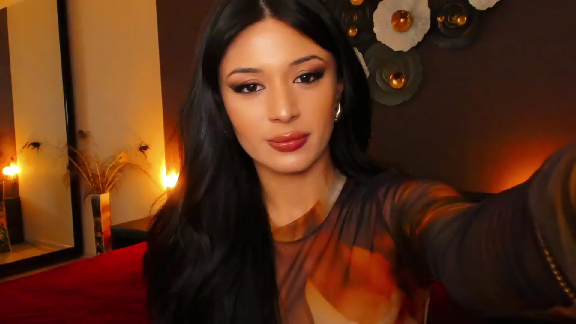 Gallery image thumbnail from Angel_on_Duty's myfreecams stream on, 10/31/2024, 24:12 image 18 of 20