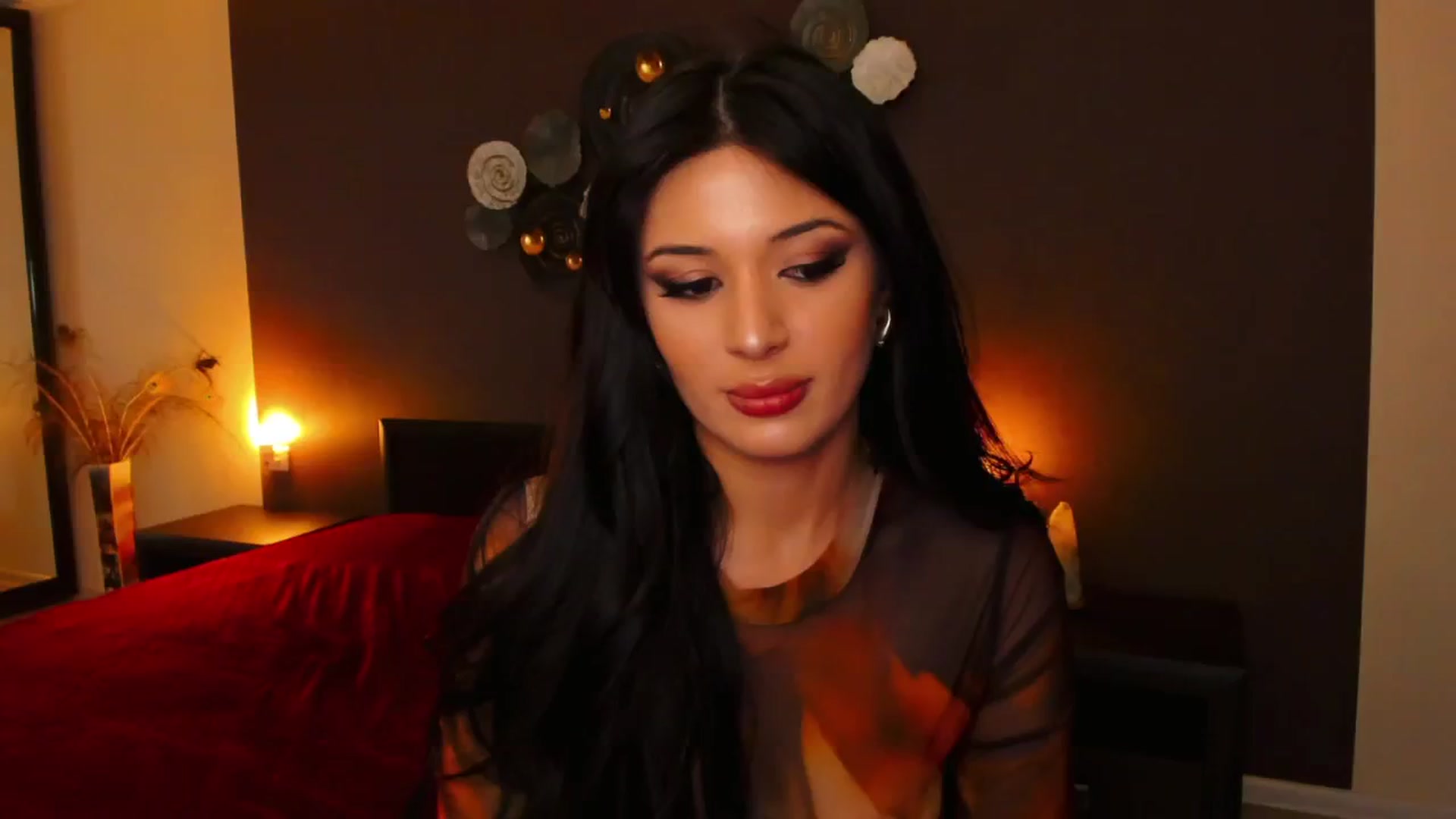 Gallery image thumbnail from Angel_on_Duty's myfreecams stream on, 10/31/2024, 01:48 image 17 of 20