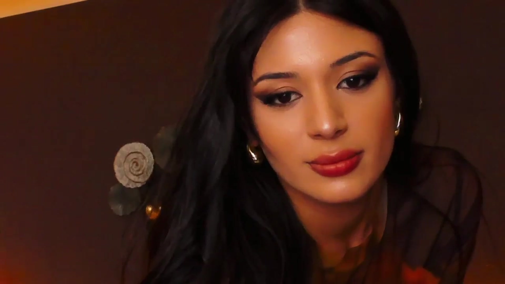 Gallery image thumbnail from Angel_on_Duty's myfreecams stream on, 10/31/2024, 02:44 image 7 of 20