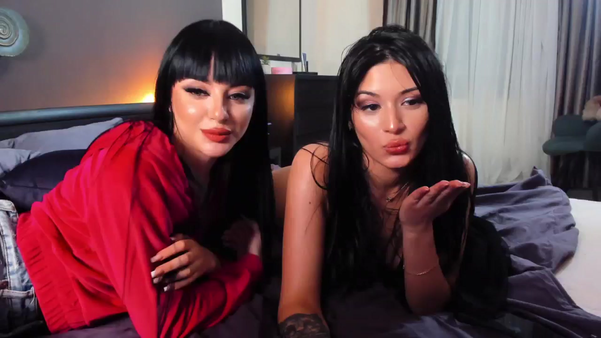 Gallery image thumbnail from Angel_on_Duty's myfreecams stream on, 12/02/2024, 04:09 image 18 of 20