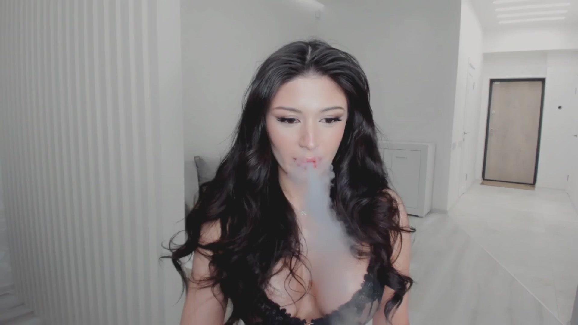 Gallery image thumbnail from Angel_on_Duty's myfreecams stream on, 02/05/2025, 22:39 image 9 of 20