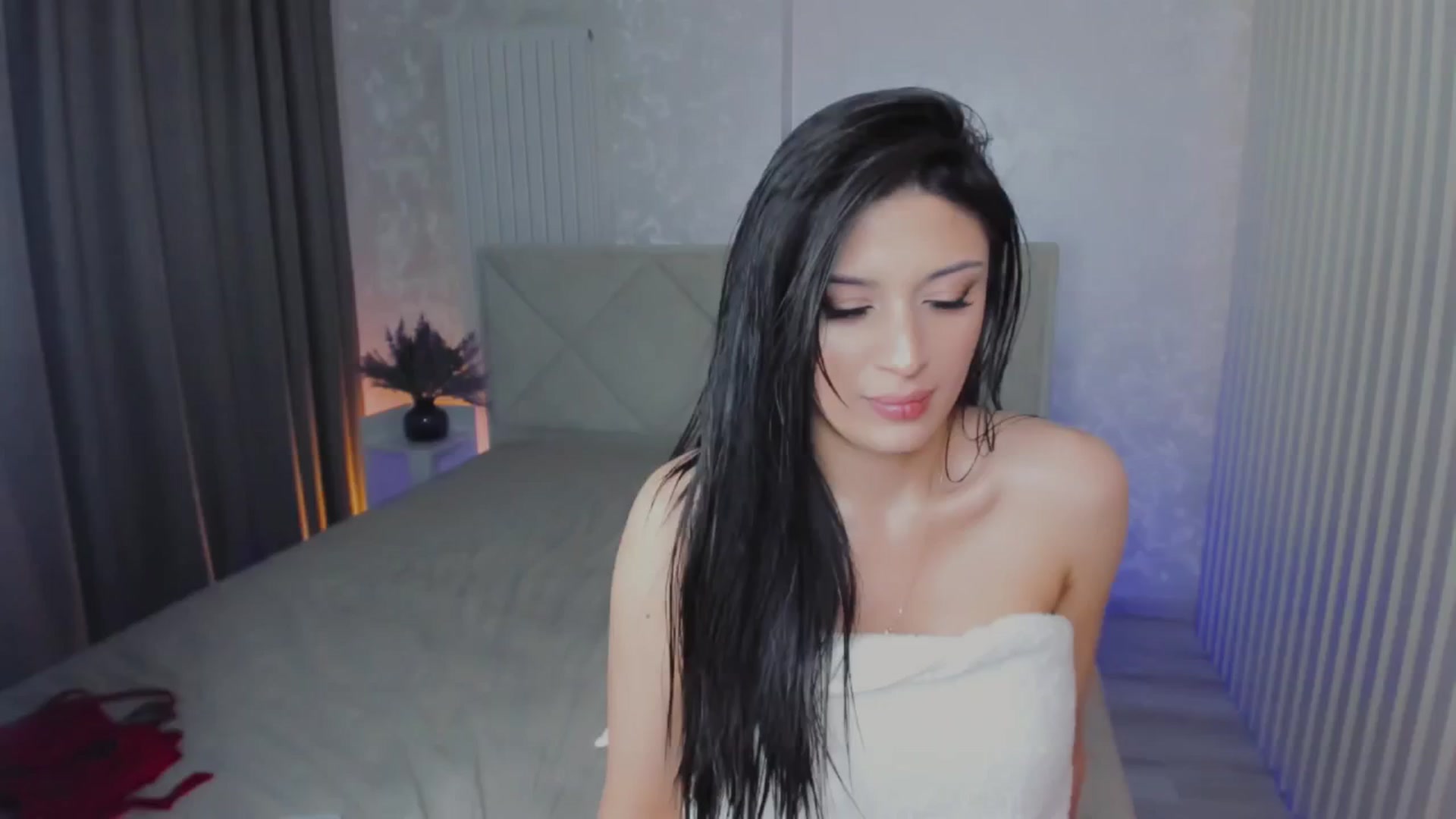 Gallery image thumbnail from Angel_on_Duty's myfreecams stream on, 02/18/2025, 04:20 image 20 of 20