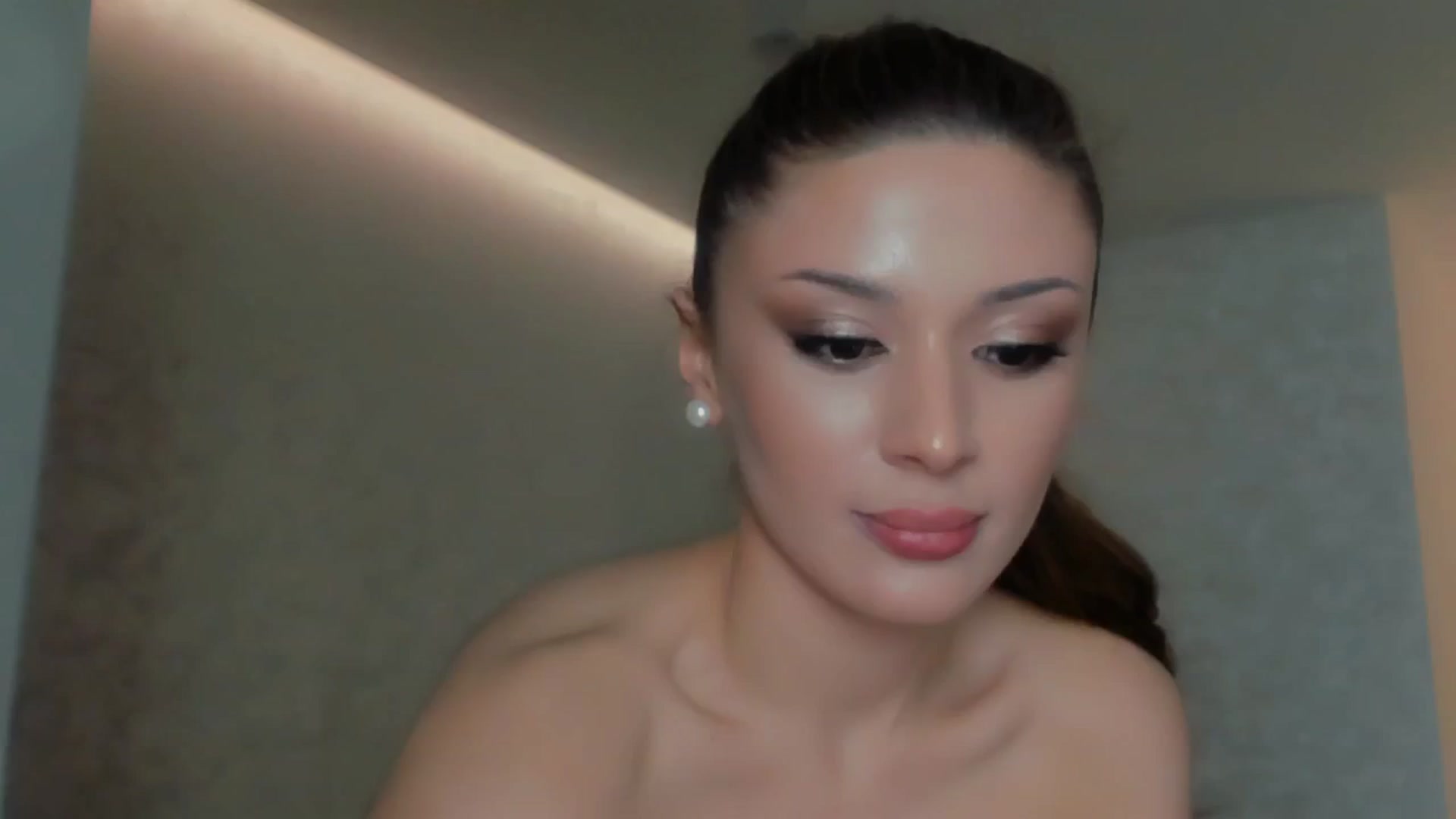 Gallery image thumbnail from Angel_on_Duty's myfreecams stream on, 03/16/2025, 03:49 image 13 of 20
