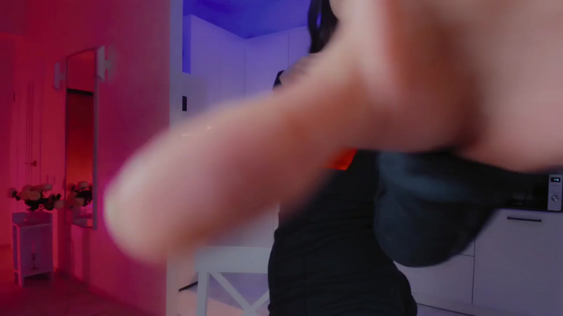 Gallery image thumbnail from Angel_on_Duty's myfreecams stream on, 03/28/2025, 22:59 image 10 of 20