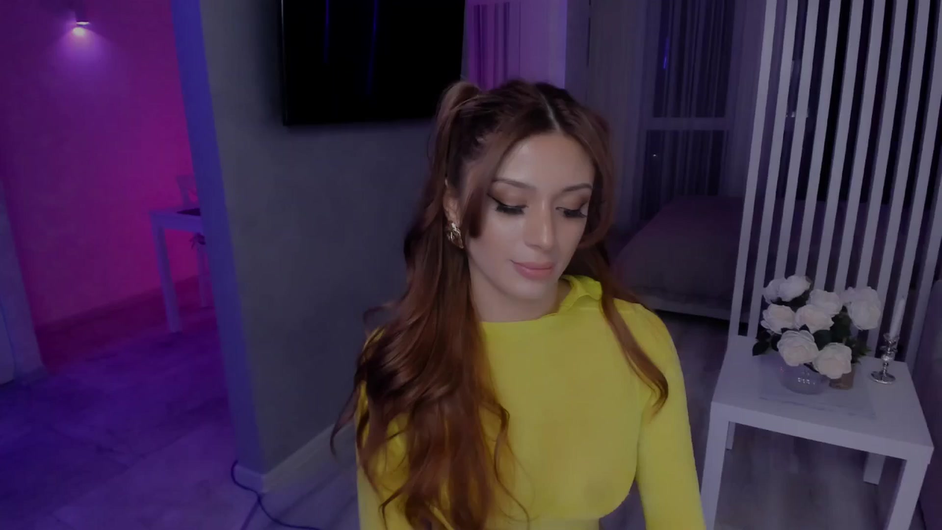 Gallery image thumbnail from Angel_on_Duty's myfreecams stream on, 04/11/2025, 23:51 image 3 of 20