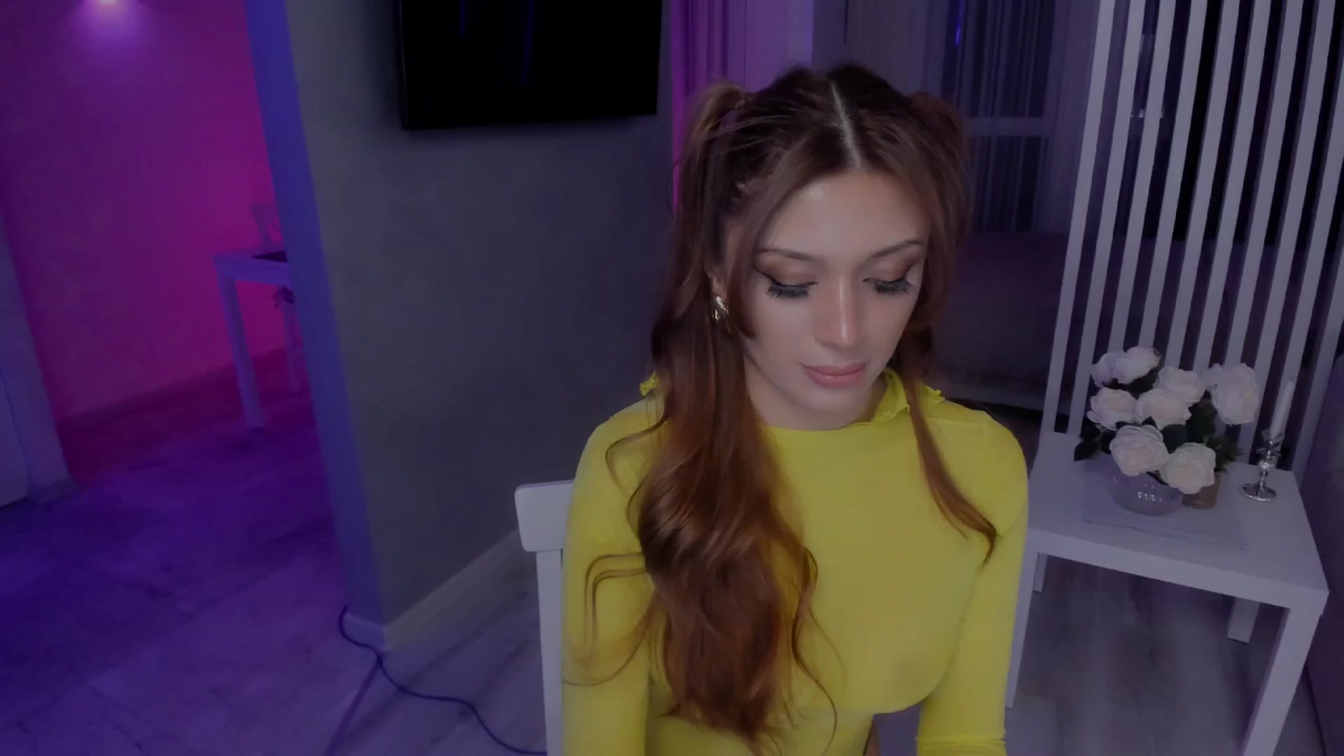 Gallery image thumbnail from Angel_on_Duty's myfreecams stream on, 04/11/2025, 23:51 image 7 of 20