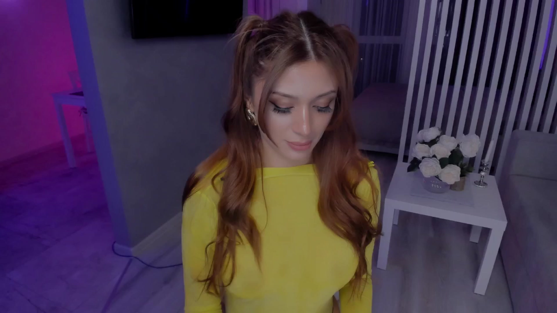 Gallery image thumbnail from Angel_on_Duty's myfreecams stream on, 04/12/2025, 24:51 image 19 of 20