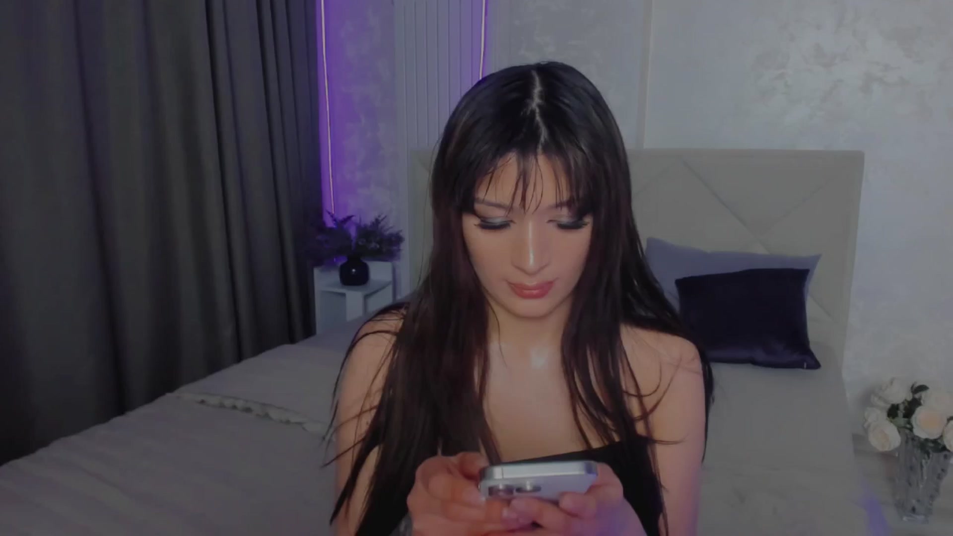Gallery image thumbnail from Angel_on_Duty's myfreecams stream on, 04/24/2025, 22:44 image 19 of 20