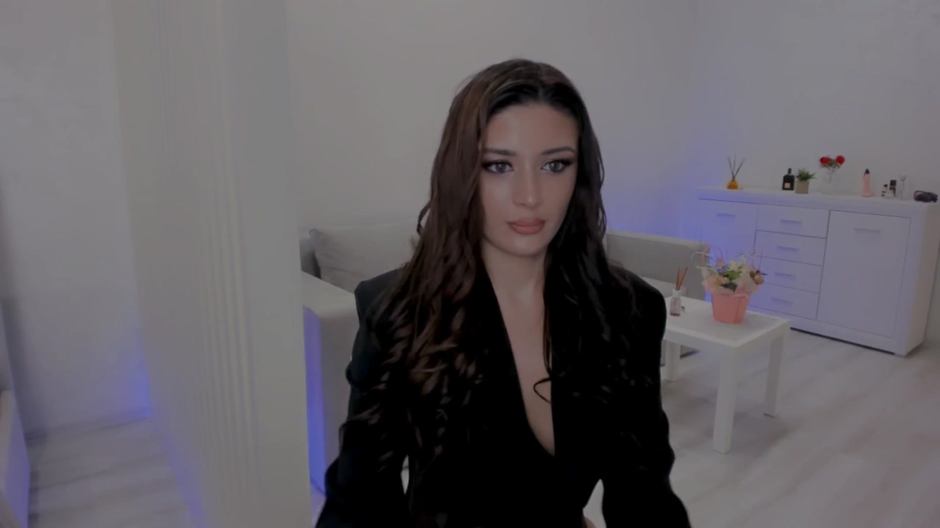 Gallery image thumbnail from Angel_on_Duty's myfreecams stream on, 05/03/2025, 01:01 image 8 of 20