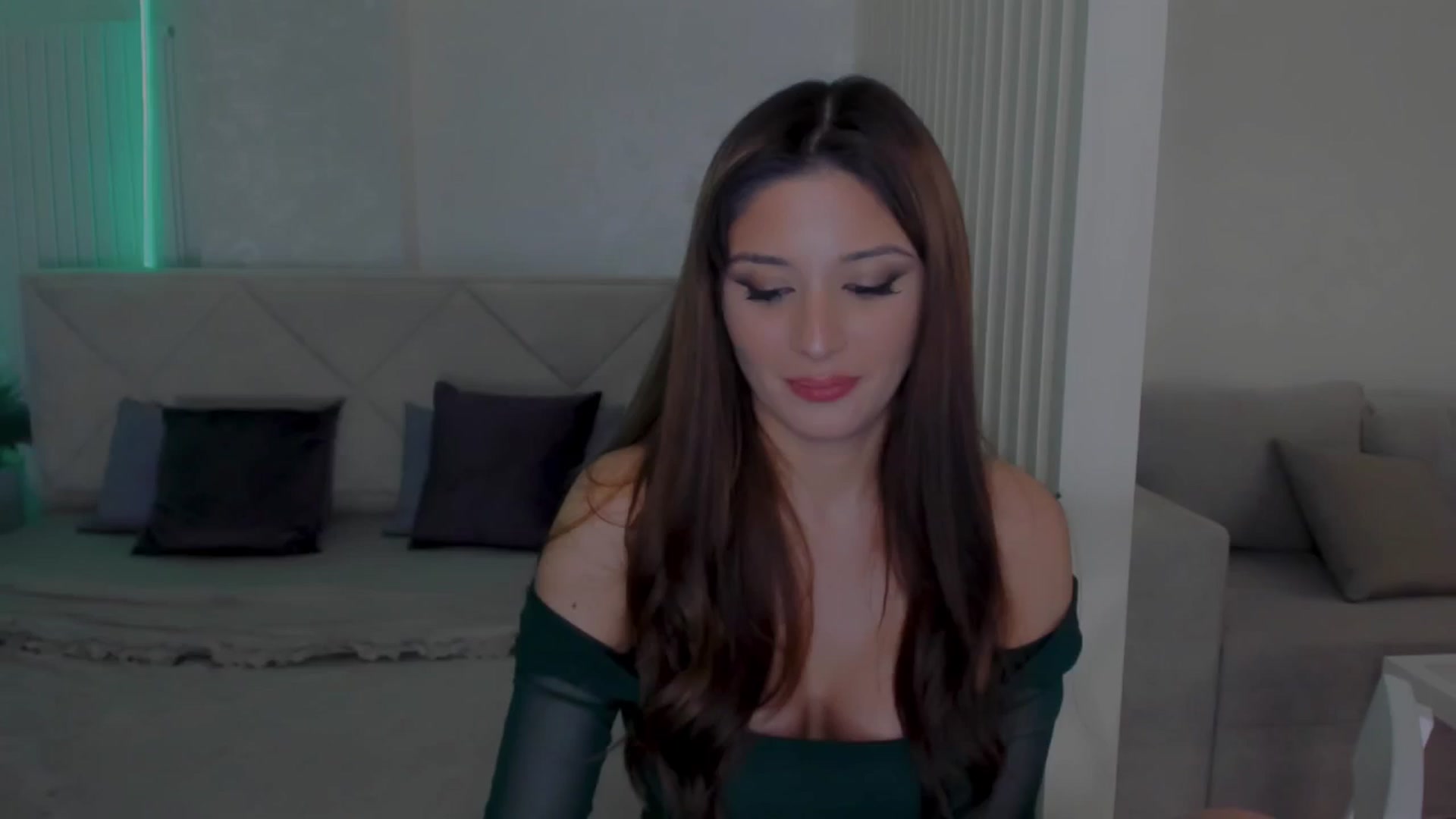 Gallery image thumbnail from Angel_on_Duty's myfreecams stream on, 05/21/2025, 23:29 image 10 of 20