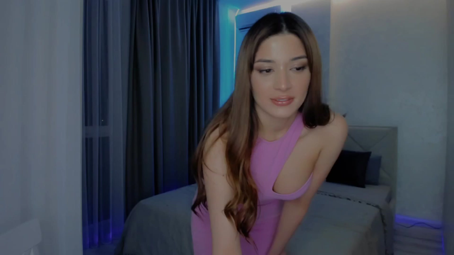 Gallery image thumbnail from Angel_on_Duty's myfreecams stream on, 06/08/2025, 01:09 image 13 of 20