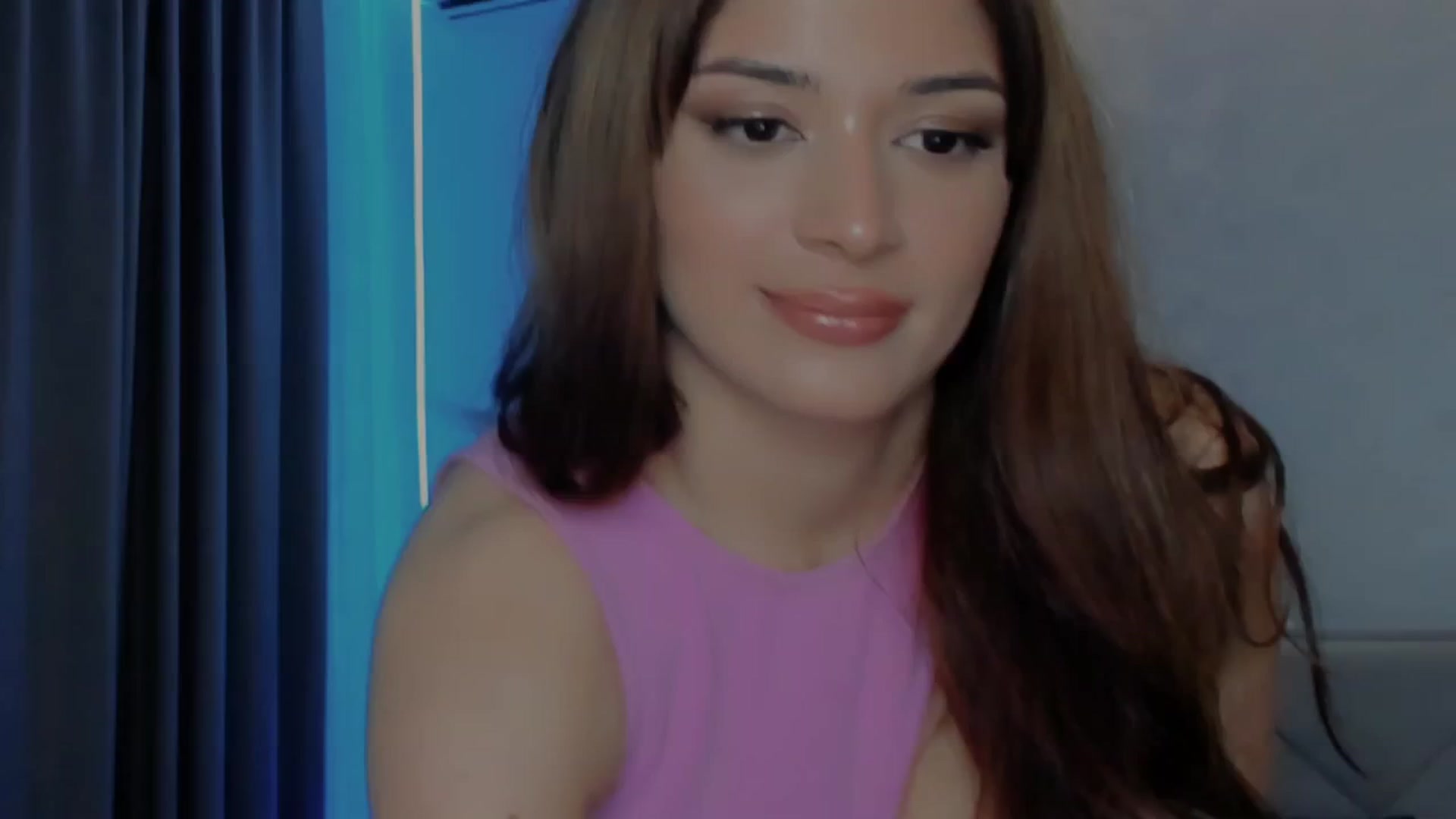 Gallery image thumbnail from Angel_on_Duty's myfreecams stream on, 06/08/2025, 01:09 image 1 of 20