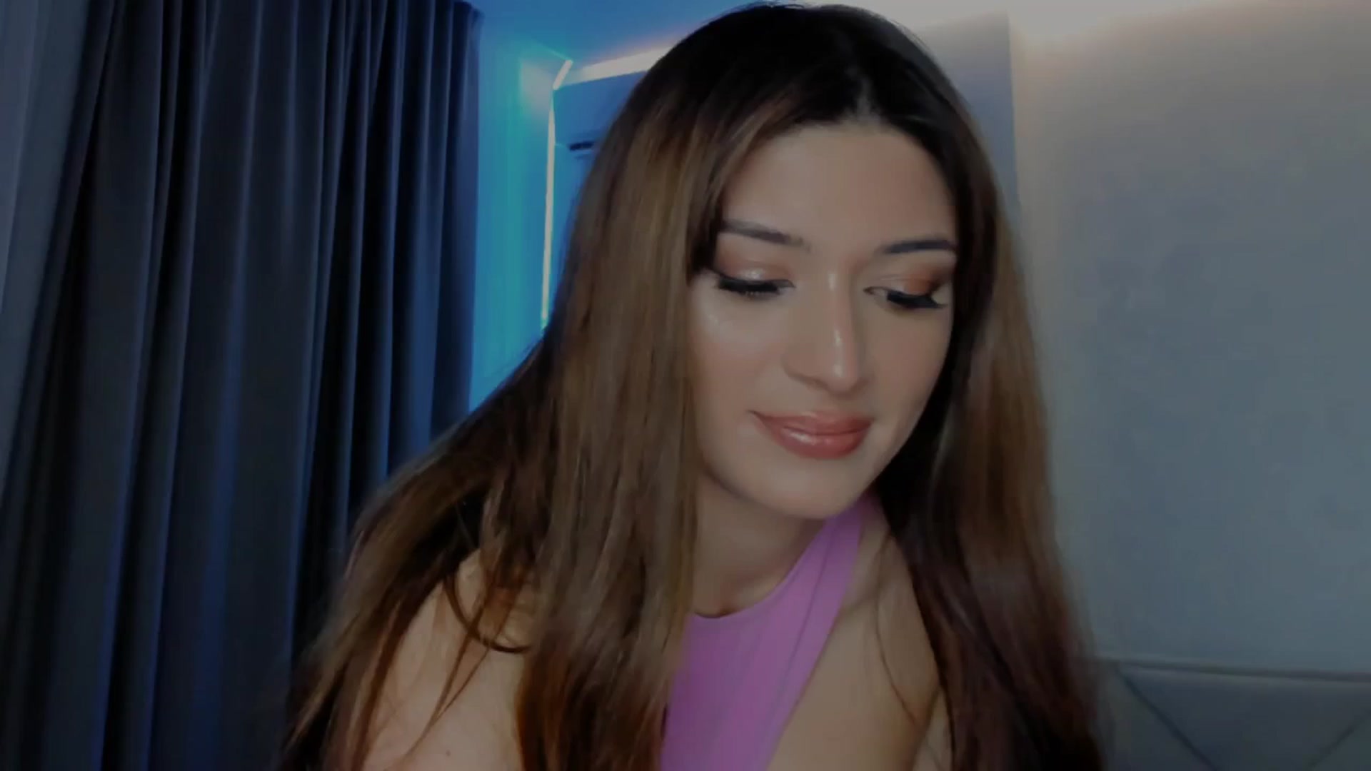 Gallery image thumbnail from Angel_on_Duty's myfreecams stream on, 06/08/2025, 01:09 image 9 of 20