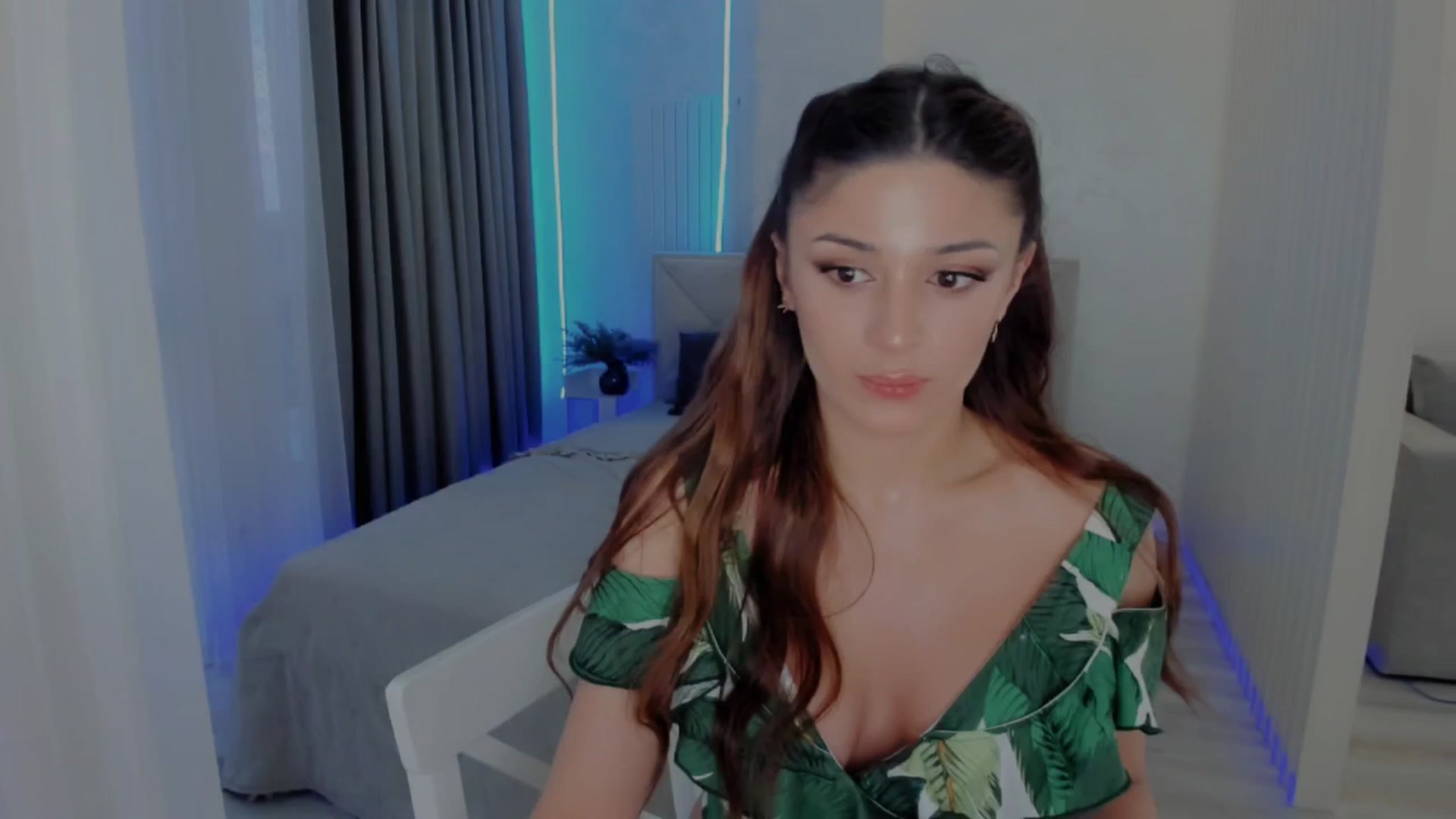 Gallery image thumbnail from Angel_on_Duty's myfreecams stream on, 06/09/2025, 02:15 image 3 of 20