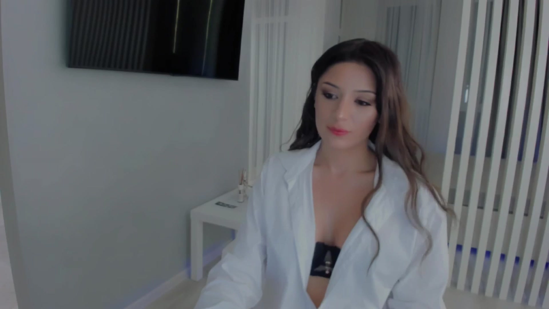 Gallery image thumbnail from Angel_on_Duty's myfreecams stream on, 07/09/2025, 24:20 image 11 of 20