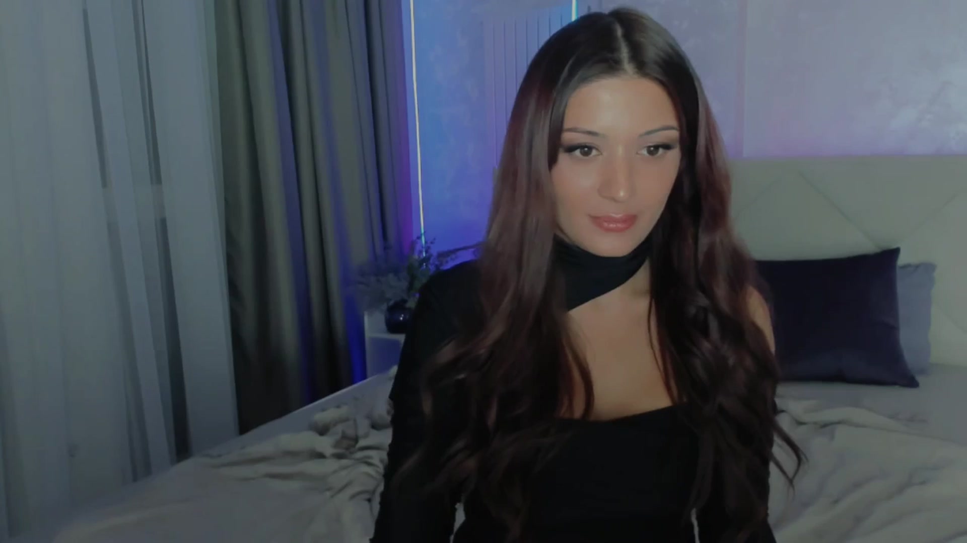 Gallery image thumbnail from Angel_on_Duty's myfreecams stream on, 07/26/2025, 24:30 image 12 of 20