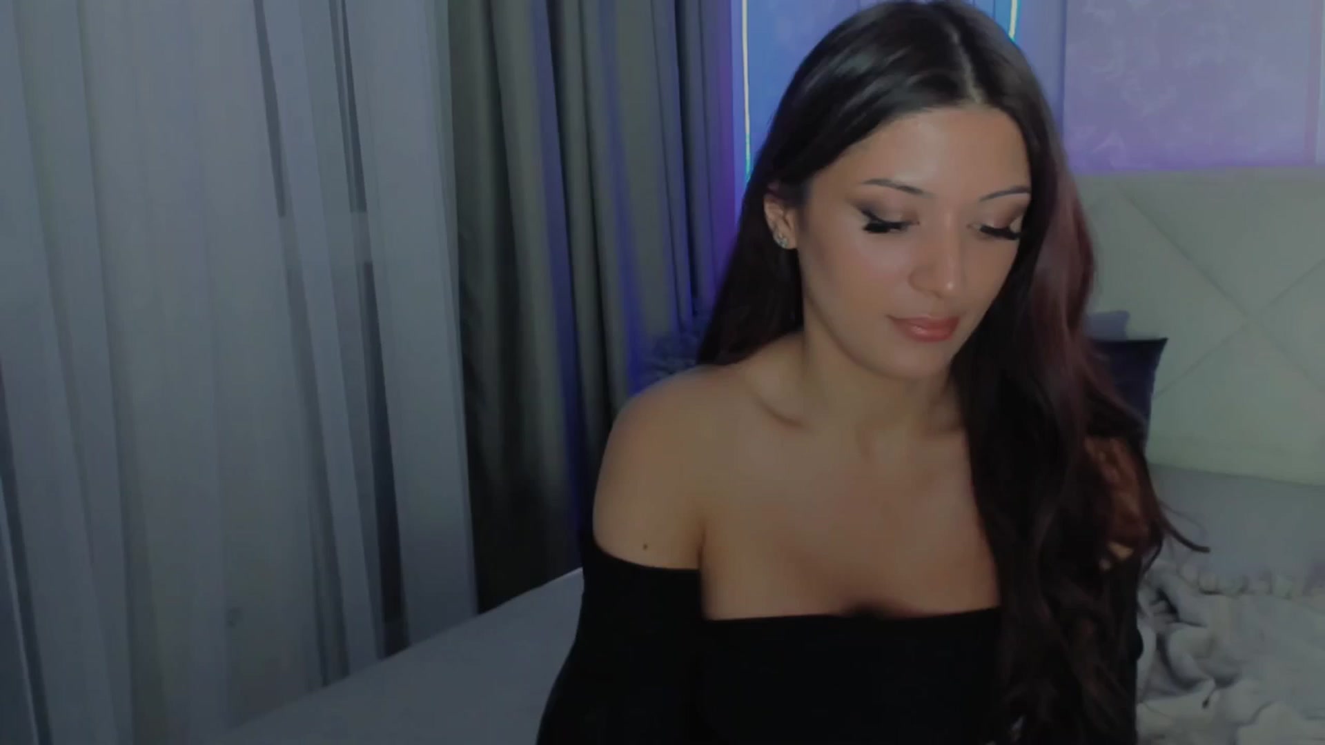 Gallery image thumbnail from Angel_on_Duty's myfreecams stream on, 07/26/2025, 01:12 image 20 of 20