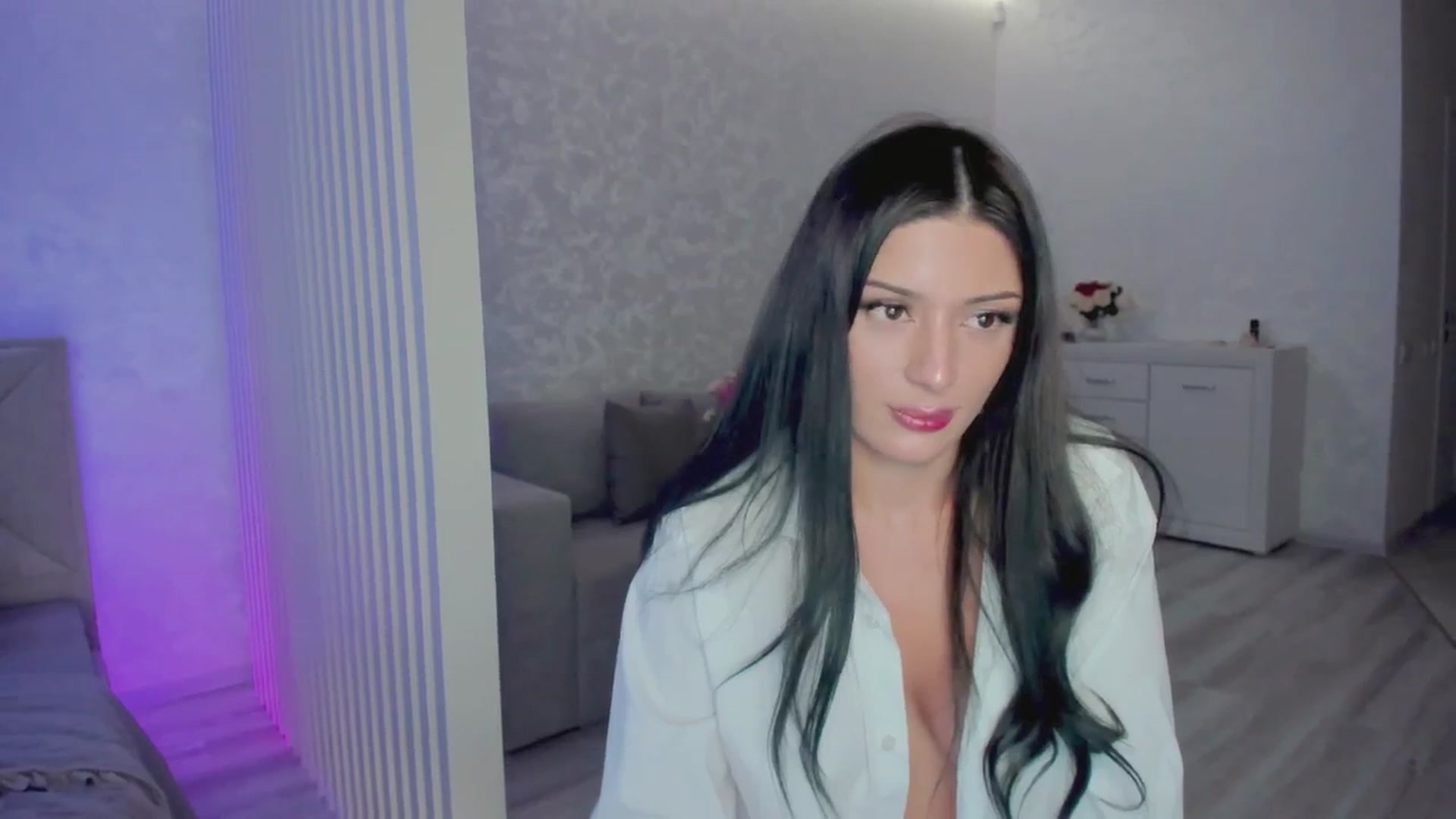 Gallery image thumbnail from Angel_on_Duty's myfreecams stream on, 07/28/2025, 24:13 image 11 of 20