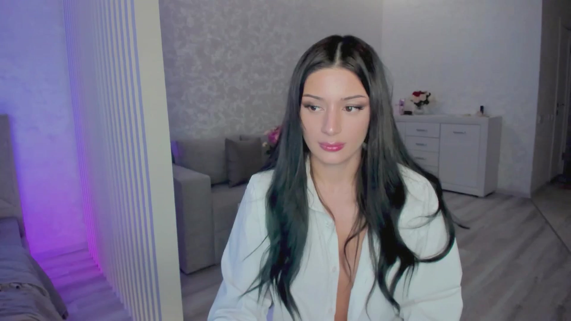 Gallery image thumbnail from Angel_on_Duty's myfreecams stream on, 07/28/2025, 24:13 image 2 of 20
