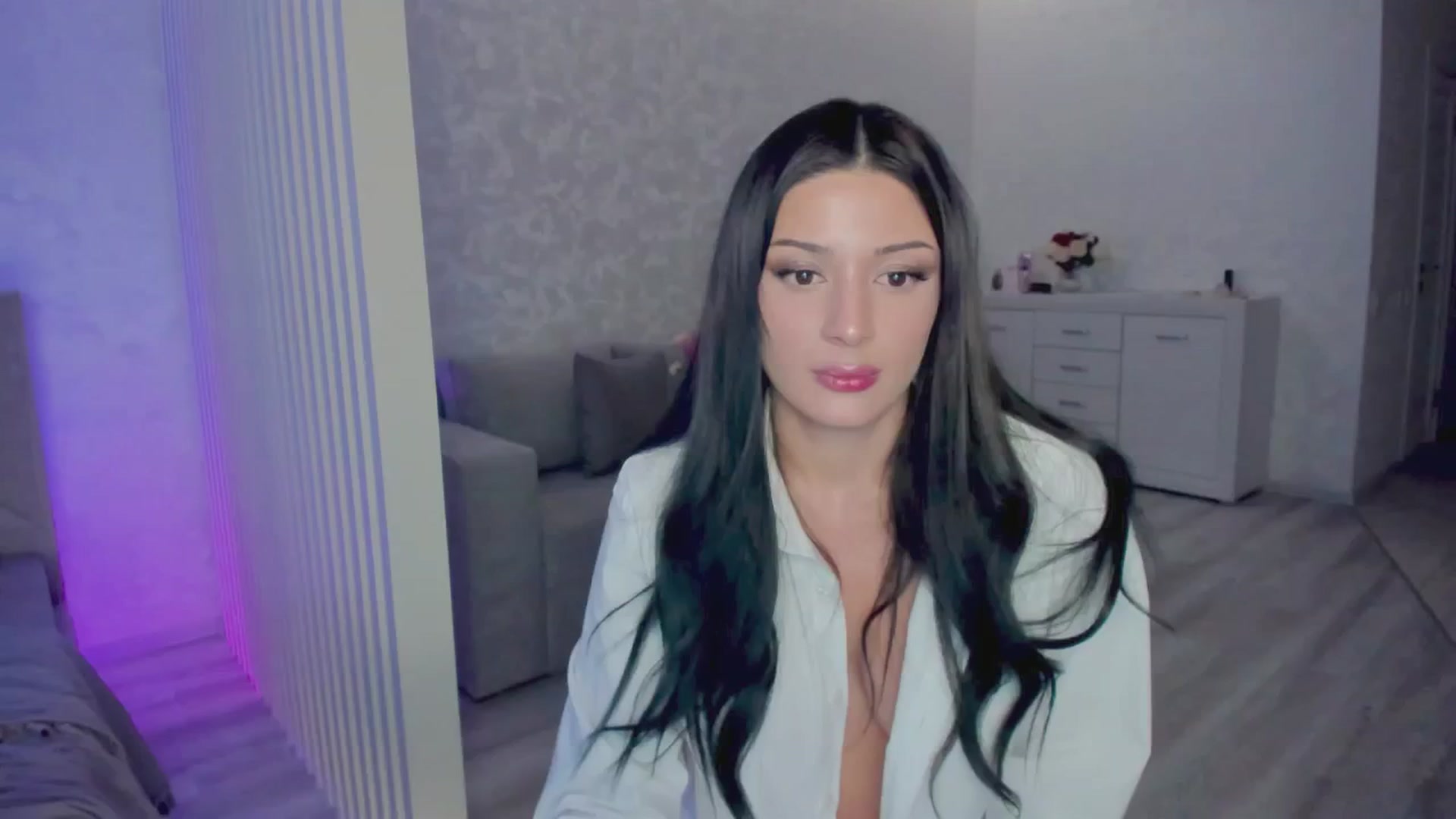 Gallery image thumbnail from Angel_on_Duty's myfreecams stream on, 07/28/2025, 24:13 image 1 of 20