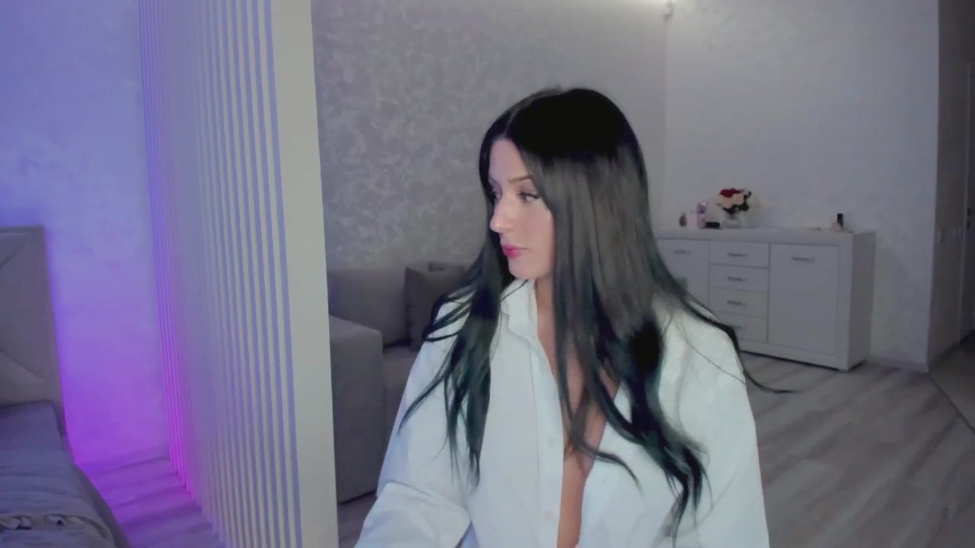 Gallery image thumbnail from Angel_on_Duty's myfreecams stream on, 07/28/2025, 24:13 image 14 of 20
