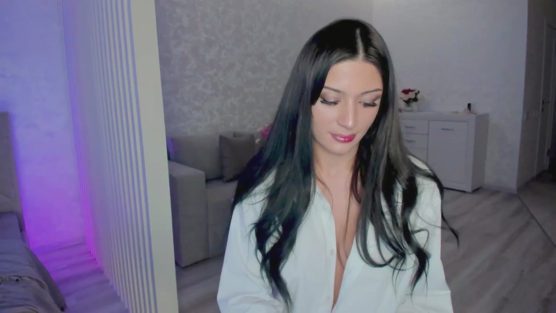 Gallery image thumbnail from Angel_on_Duty's myfreecams stream on, 07/28/2025, 24:13 image 6 of 20