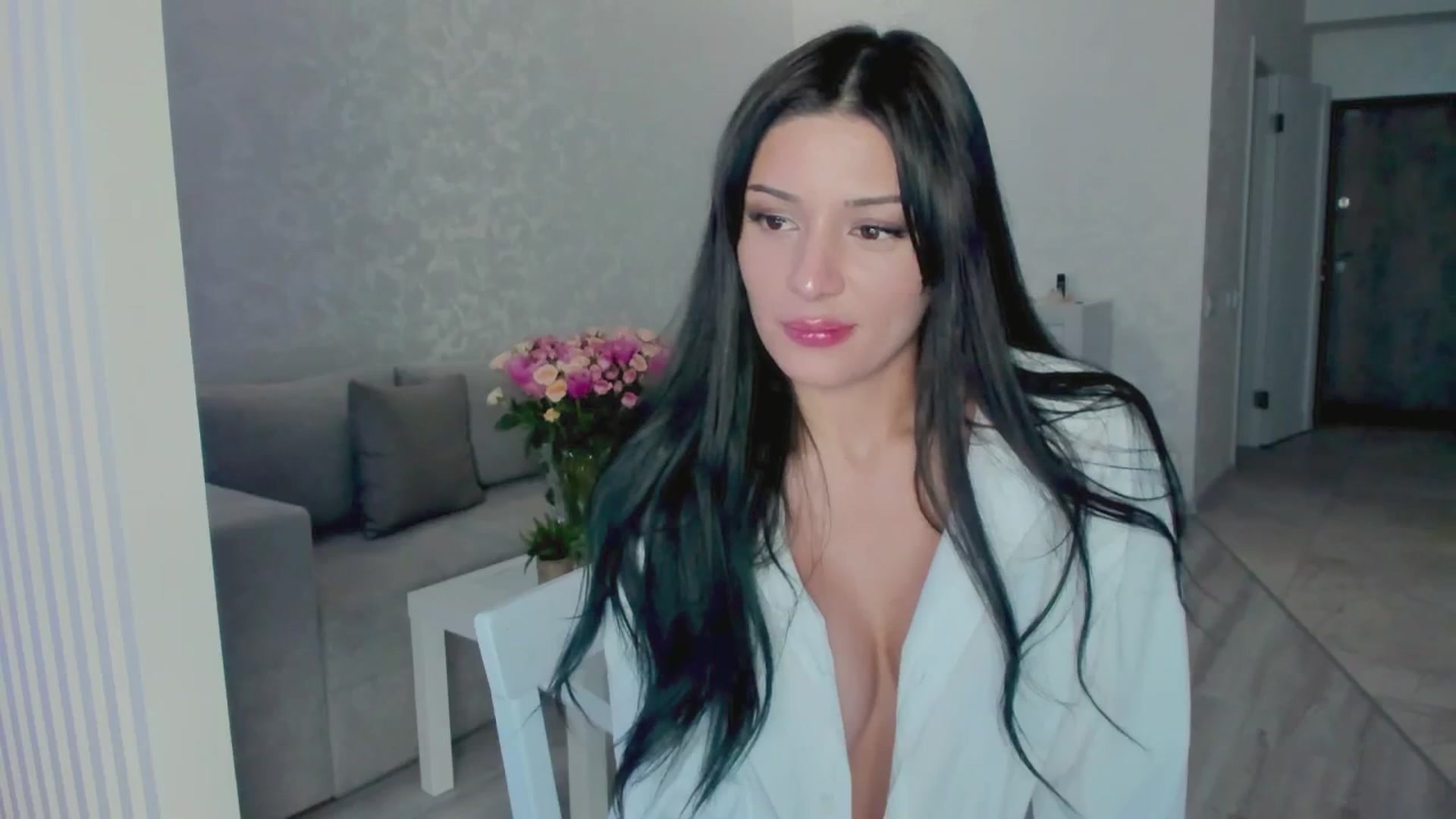 Gallery image thumbnail from Angel_on_Duty's myfreecams stream on, 07/28/2025, 03:26 image 17 of 20