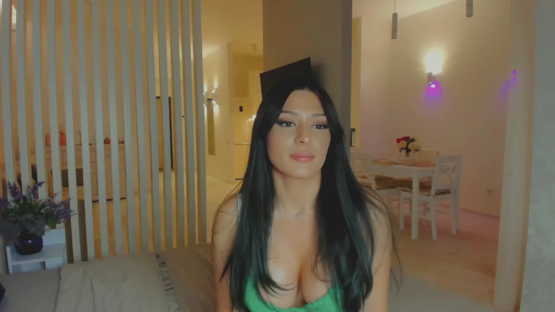 Gallery image thumbnail from Angel_on_Duty's myfreecams stream on, 07/29/2025, 21:55 image 7 of 20