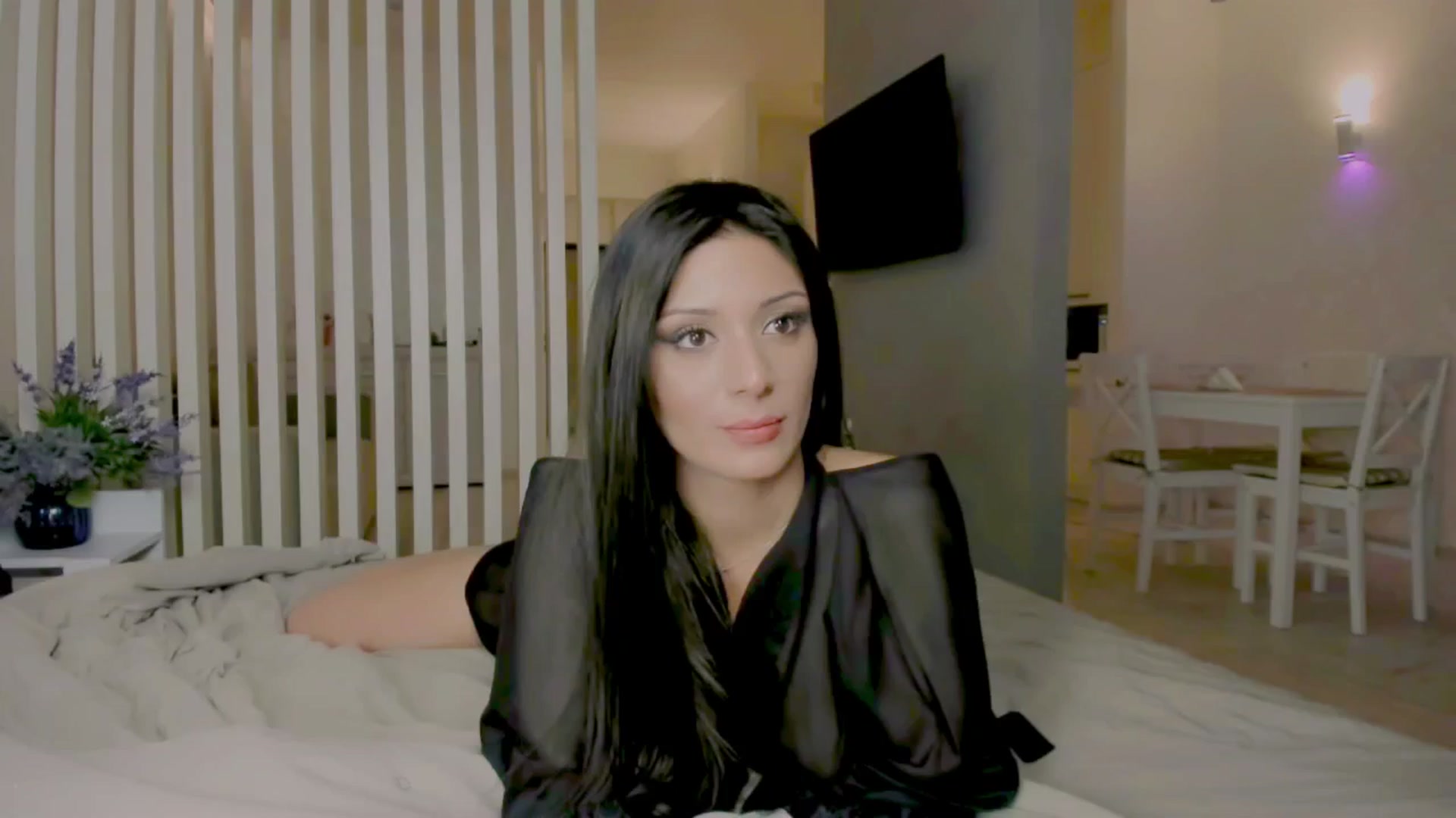 Gallery image thumbnail from Angel_on_Duty's myfreecams stream on, 08/09/2025, 01:09 image 6 of 20