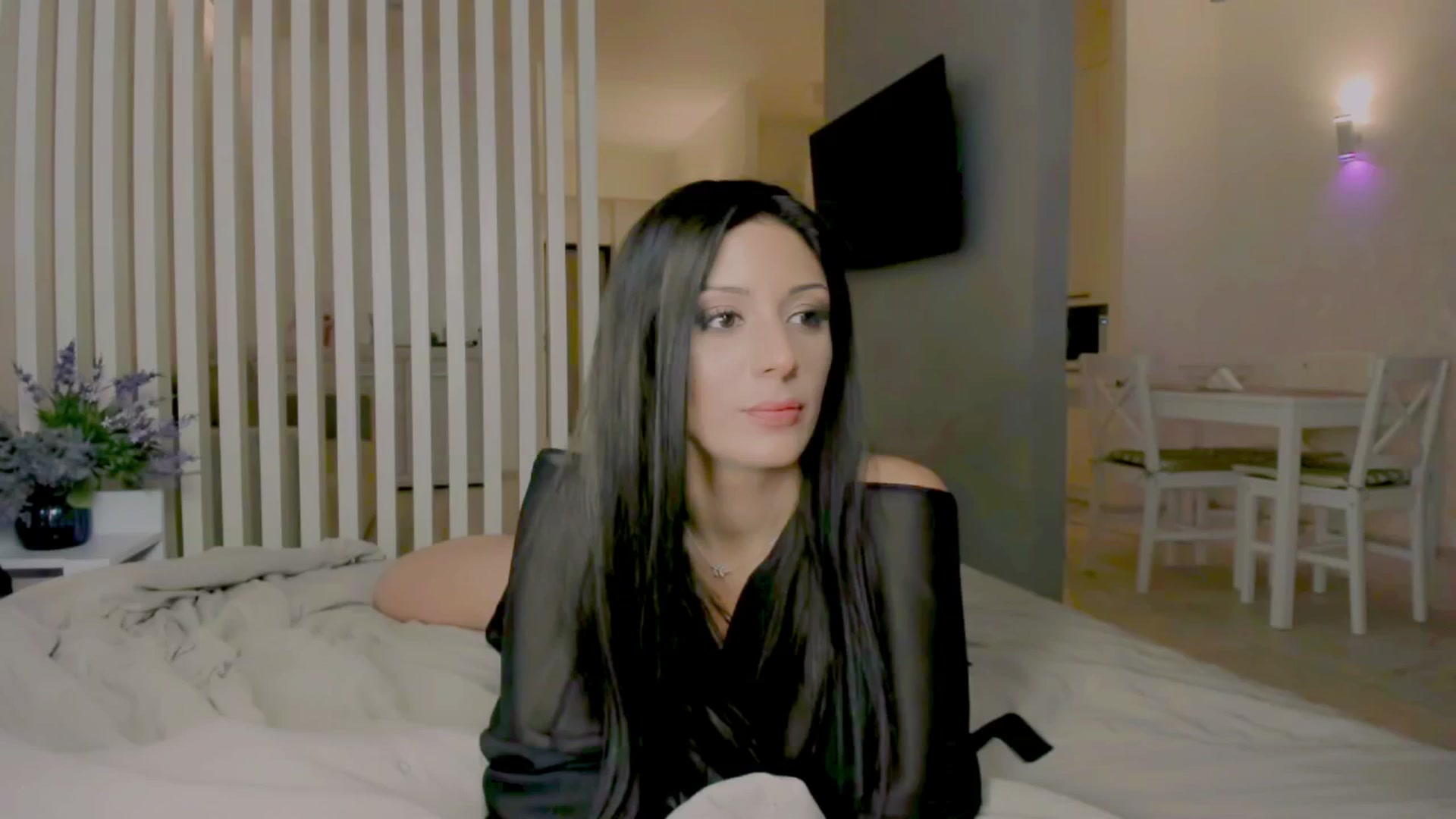 Gallery image thumbnail from Angel_on_Duty's myfreecams stream on, 08/09/2025, 01:09 image 15 of 20