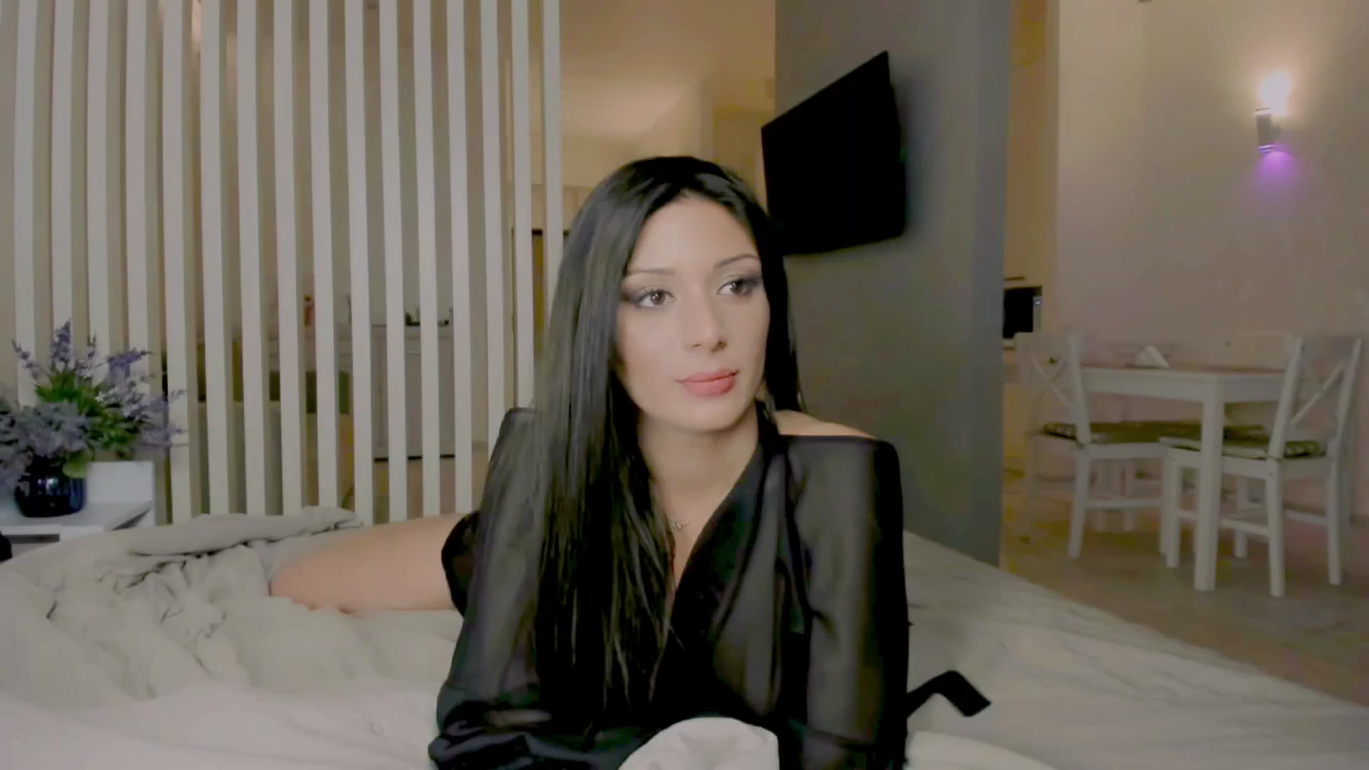 Gallery image thumbnail from Angel_on_Duty's myfreecams stream on, 08/09/2025, 01:09 image 9 of 20