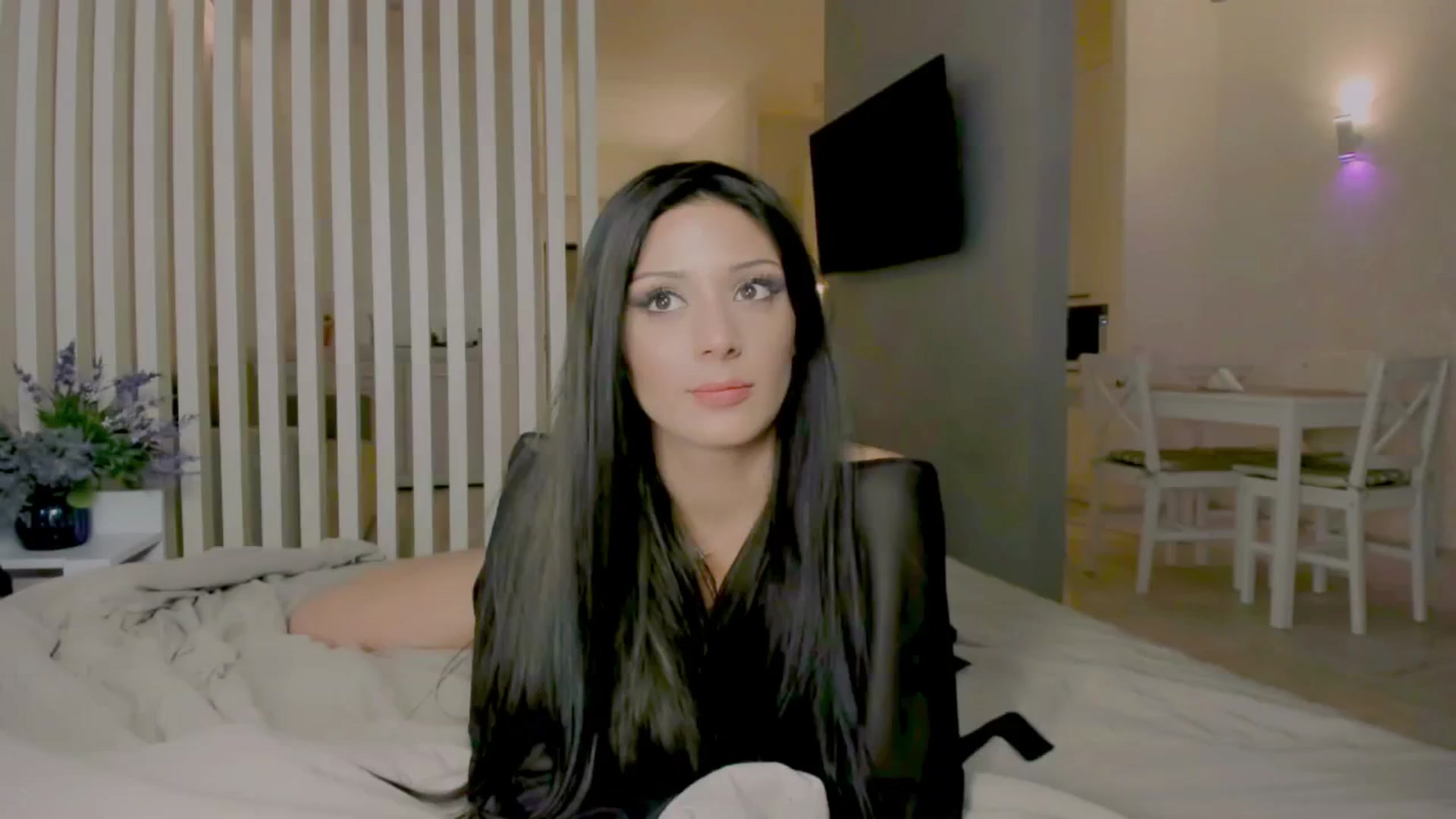 Gallery image thumbnail from Angel_on_Duty's myfreecams stream on, 08/09/2025, 01:09 image 12 of 20