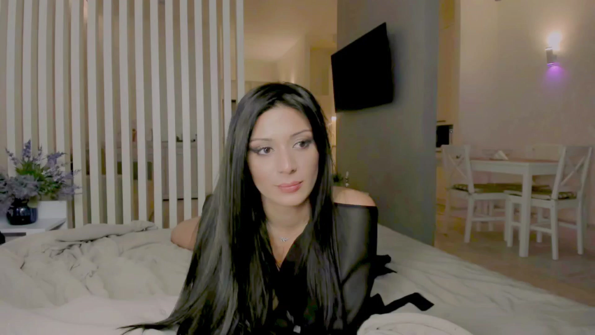 Gallery image thumbnail from Angel_on_Duty's myfreecams stream on, 08/09/2025, 01:09 image 19 of 20