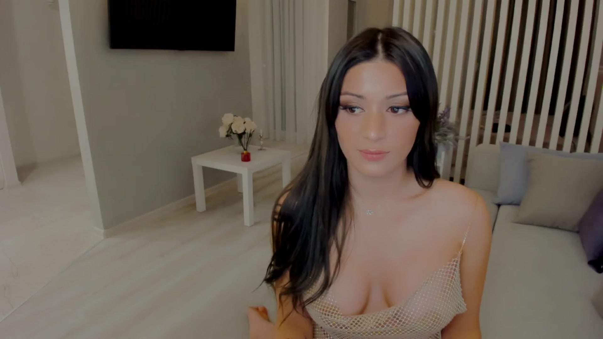 Gallery image thumbnail from Angel_on_Duty's myfreecams stream on, 08/13/2025, 24:59 image 6 of 20