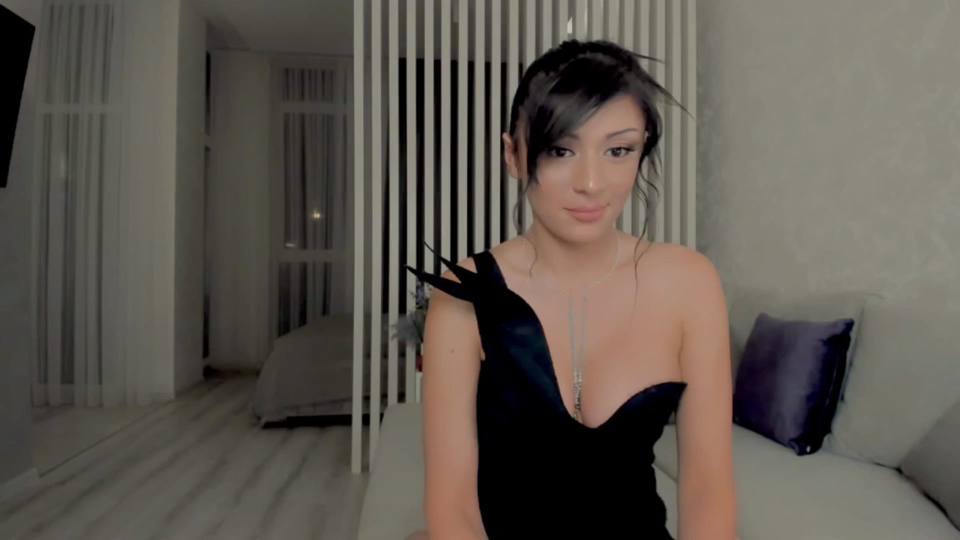 Gallery image thumbnail from Angel_on_Duty's myfreecams stream on, 08/14/2025, 24:15 image 3 of 20
