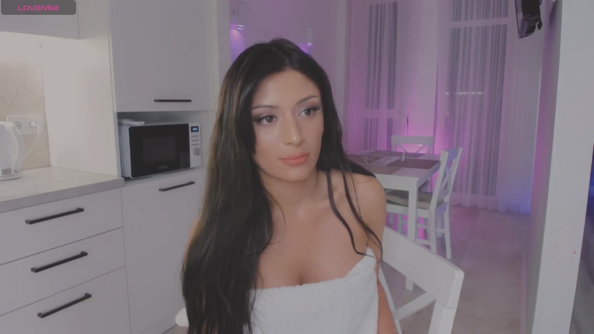 Gallery image thumbnail from Angel_on_Duty's myfreecams stream on, 08/23/2025, 02:27 image 7 of 20