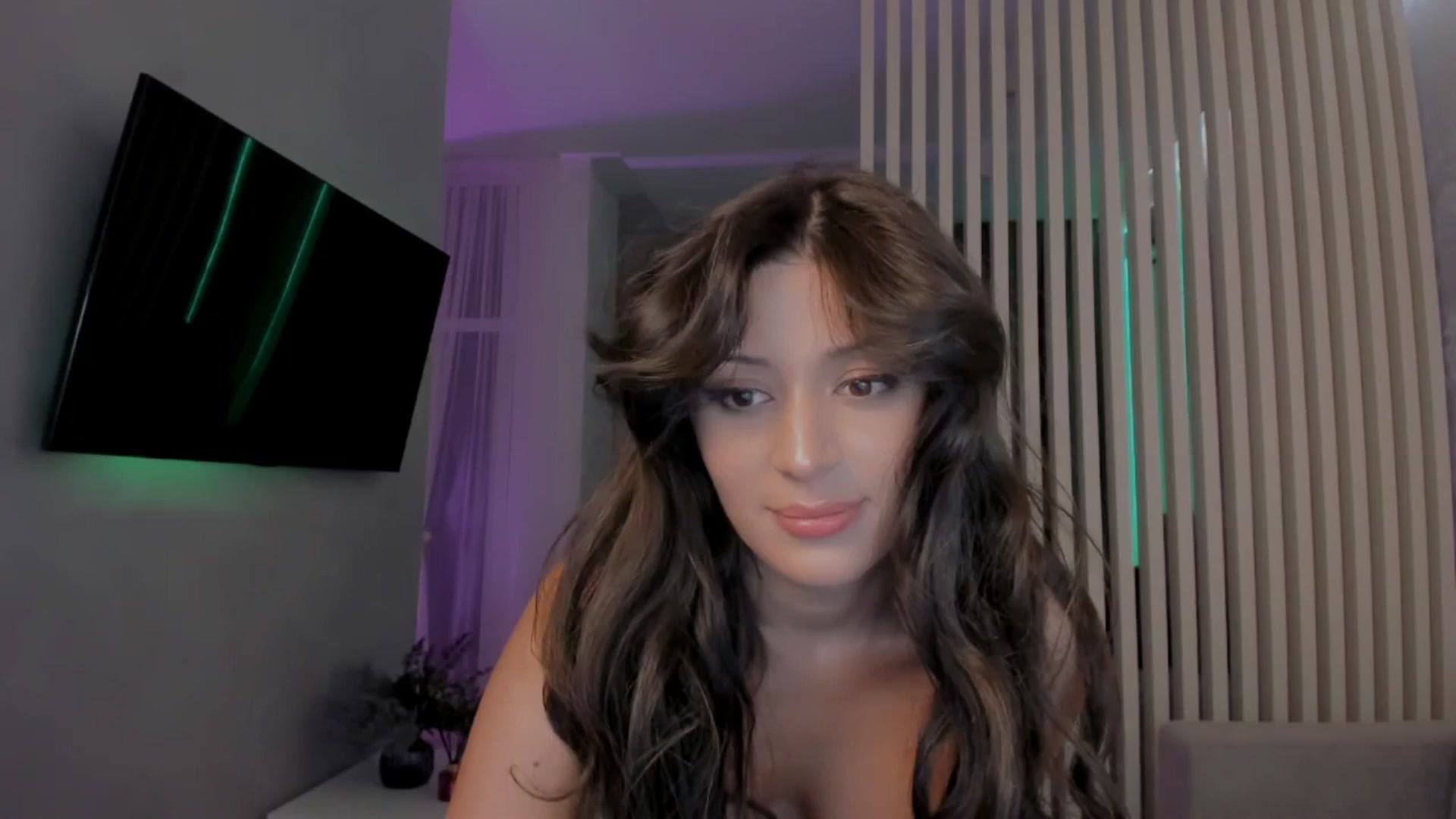 Gallery image thumbnail from Angel_on_Duty's myfreecams stream on, 08/23/2025, 23:51 image 3 of 20