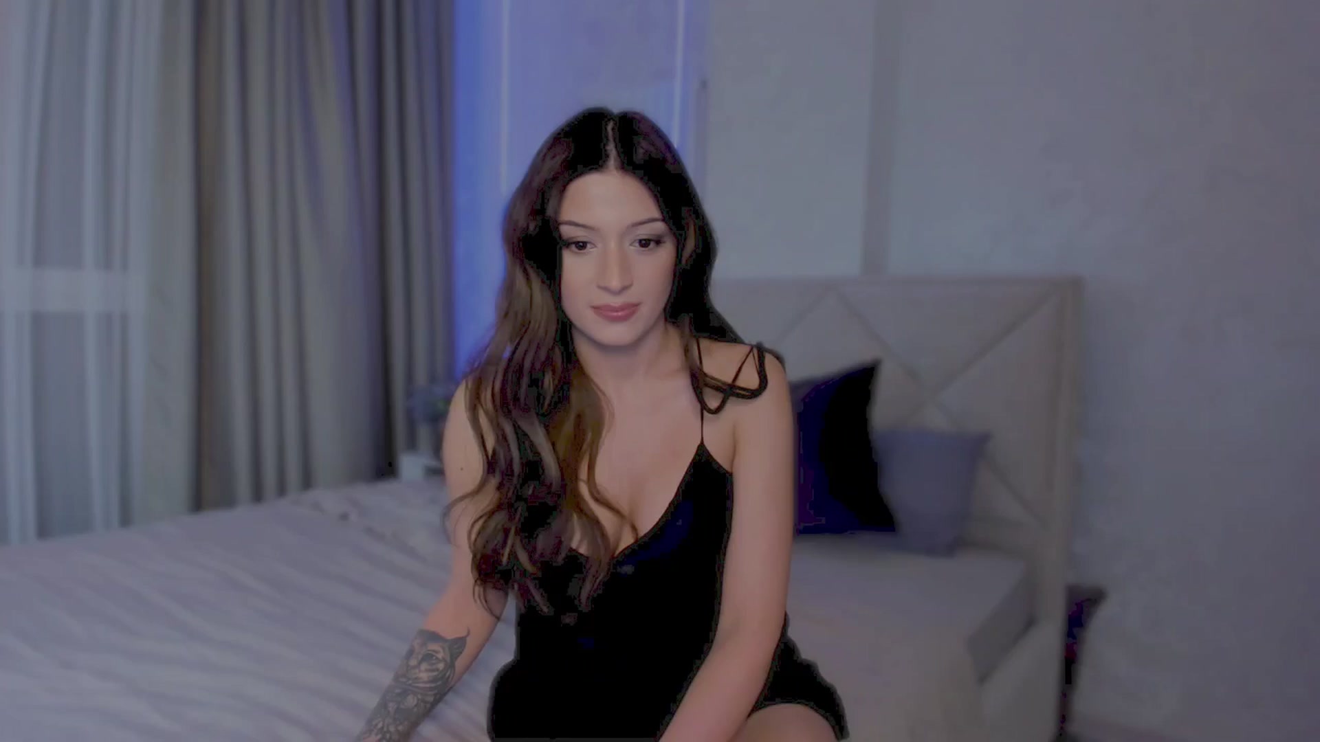 Gallery image thumbnail from Angel_on_Duty's myfreecams stream on, 09/11/2025, 22:06 image 11 of 20