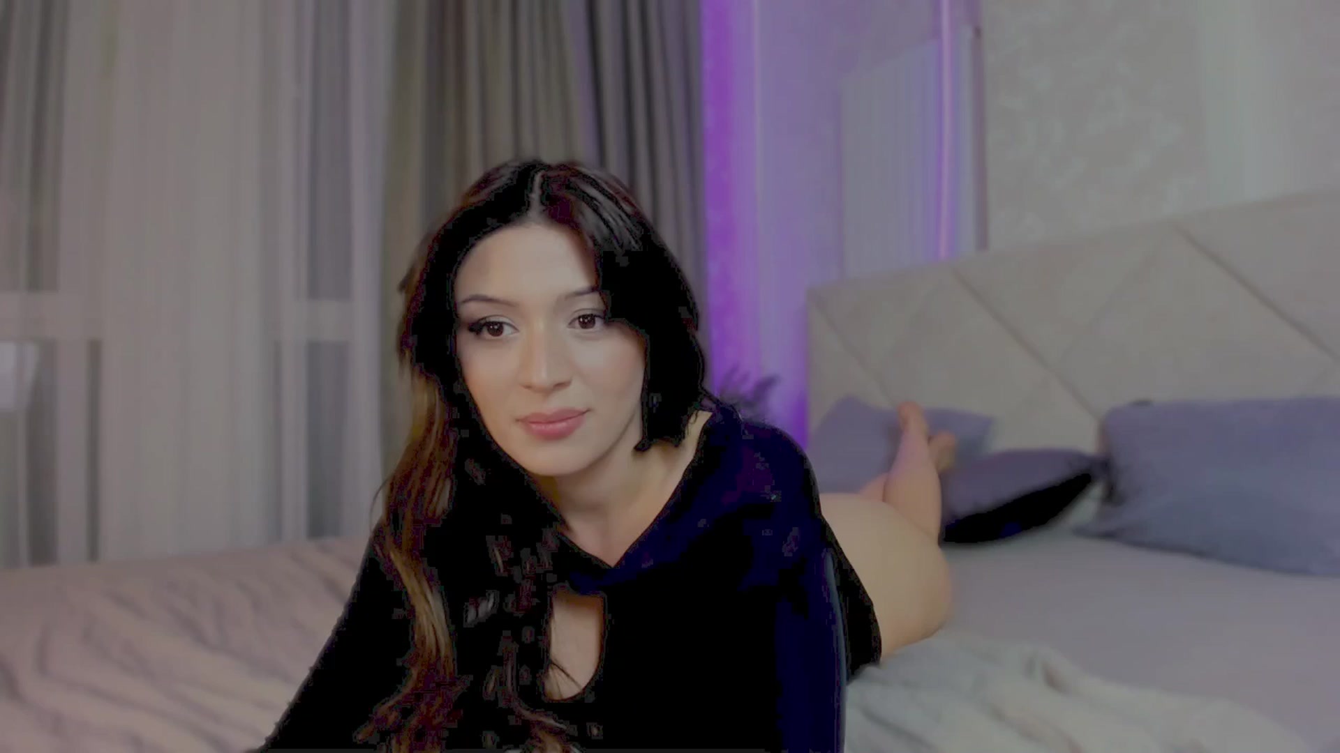 Gallery image thumbnail from Angel_on_Duty's myfreecams stream on, 09/12/2025, 24:08 image 12 of 20