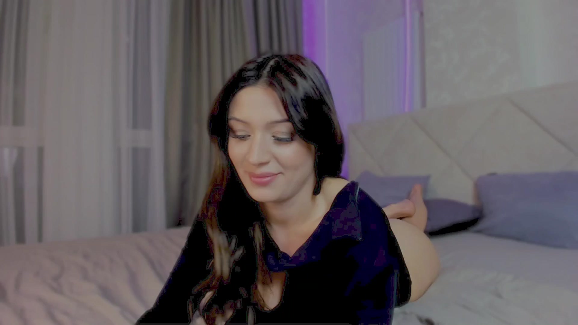 Gallery image thumbnail from Angel_on_Duty's myfreecams stream on, 09/12/2025, 24:08 image 4 of 20