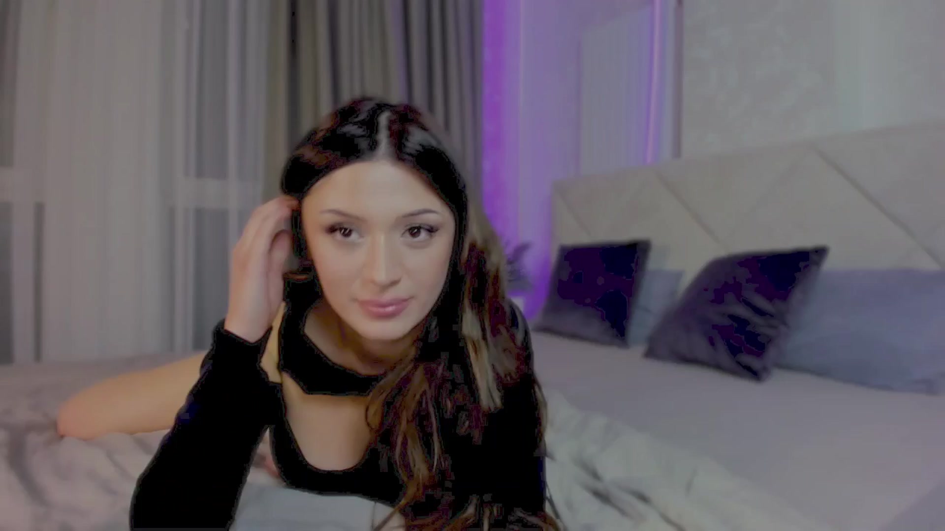 Gallery image thumbnail from Angel_on_Duty's myfreecams stream on, 09/12/2025, 01:52 image 15 of 20