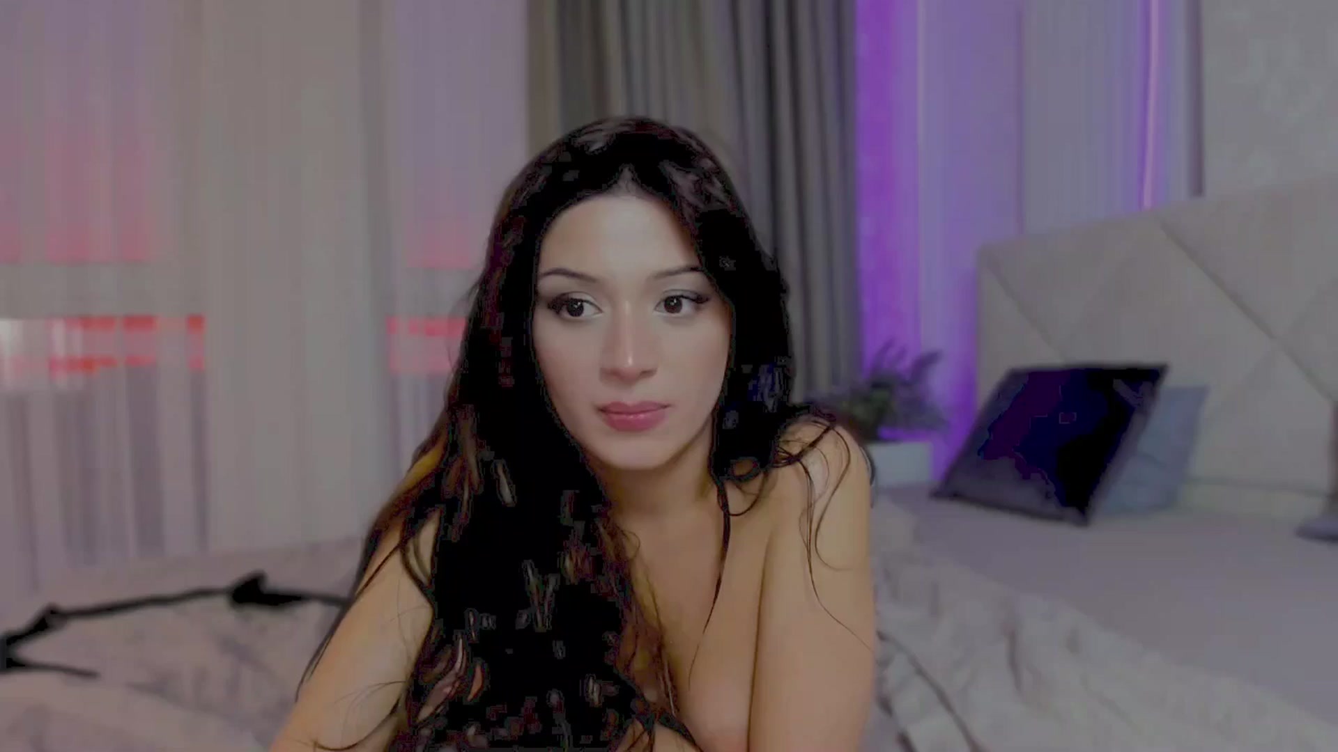 Gallery image thumbnail from Angel_on_Duty's myfreecams stream on, 09/12/2025, 03:32 image 18 of 20
