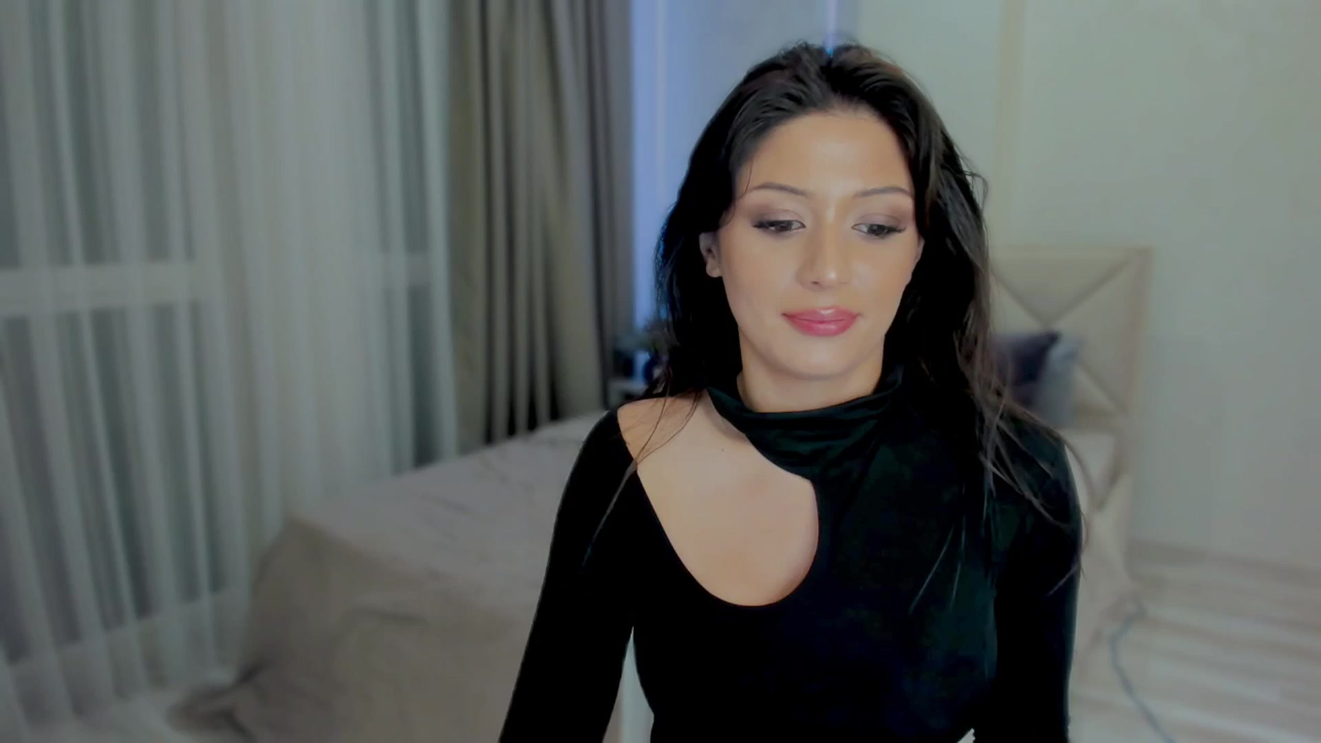 Gallery image thumbnail from Angel_on_Duty's myfreecams stream on, 09/16/2025, 24:03 image 17 of 20