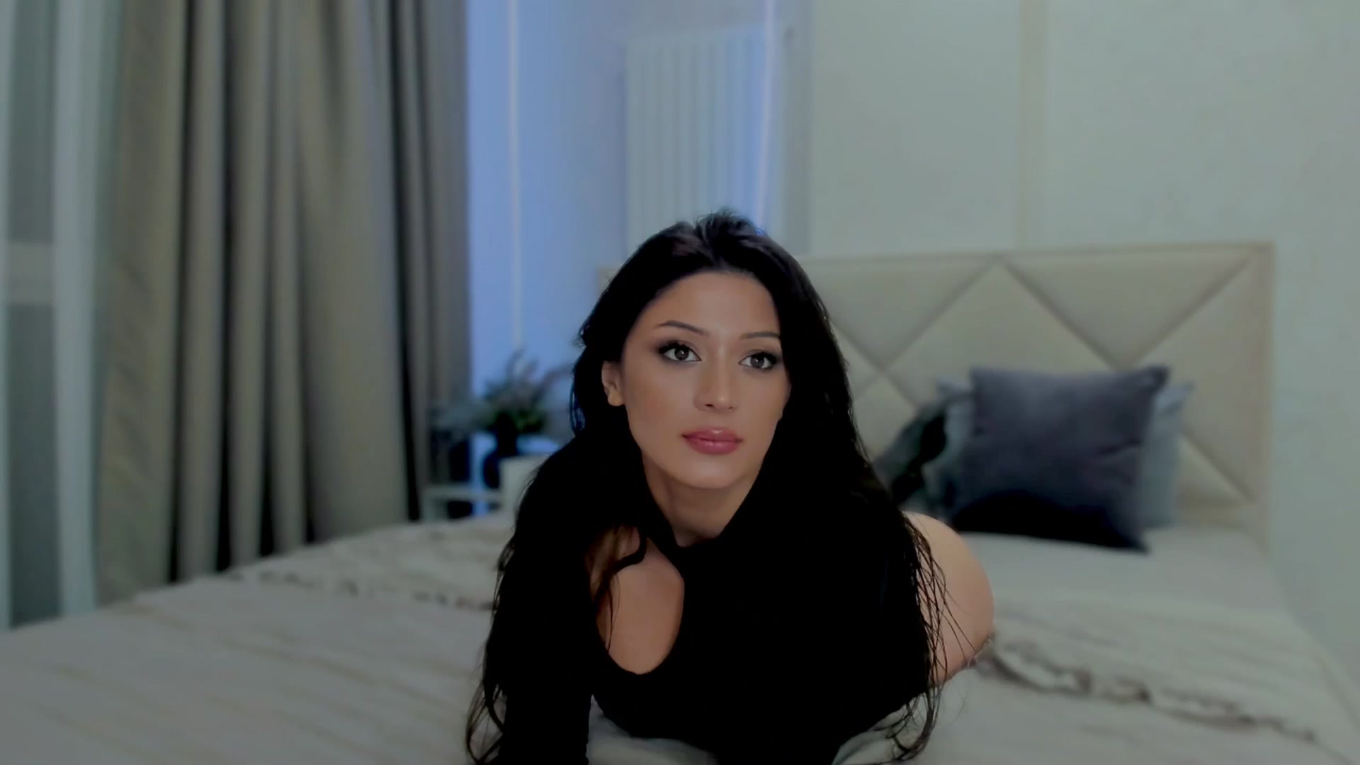 Gallery image thumbnail from Angel_on_Duty's myfreecams stream on, 09/16/2025, 24:03 image 3 of 20