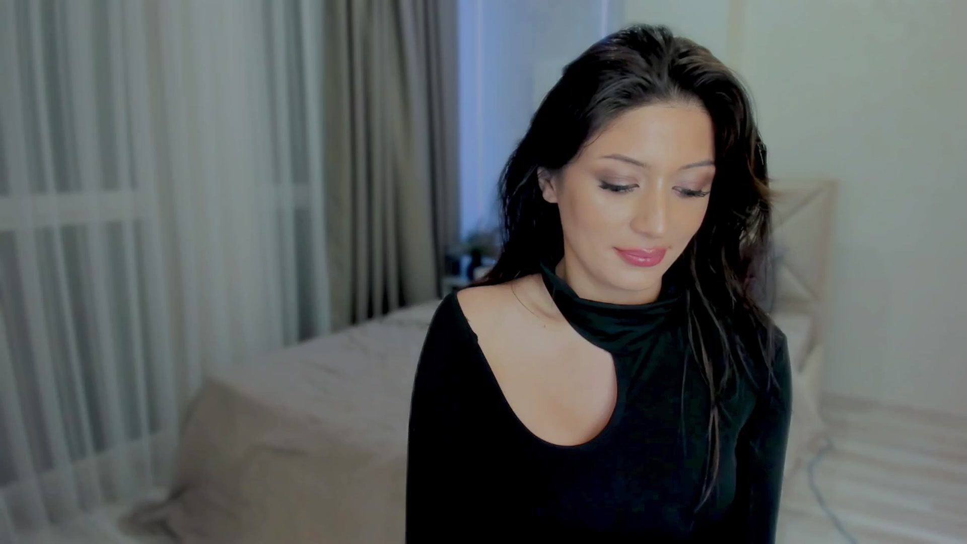 Gallery image thumbnail from Angel_on_Duty's myfreecams stream on, 09/16/2025, 24:03 image 13 of 20