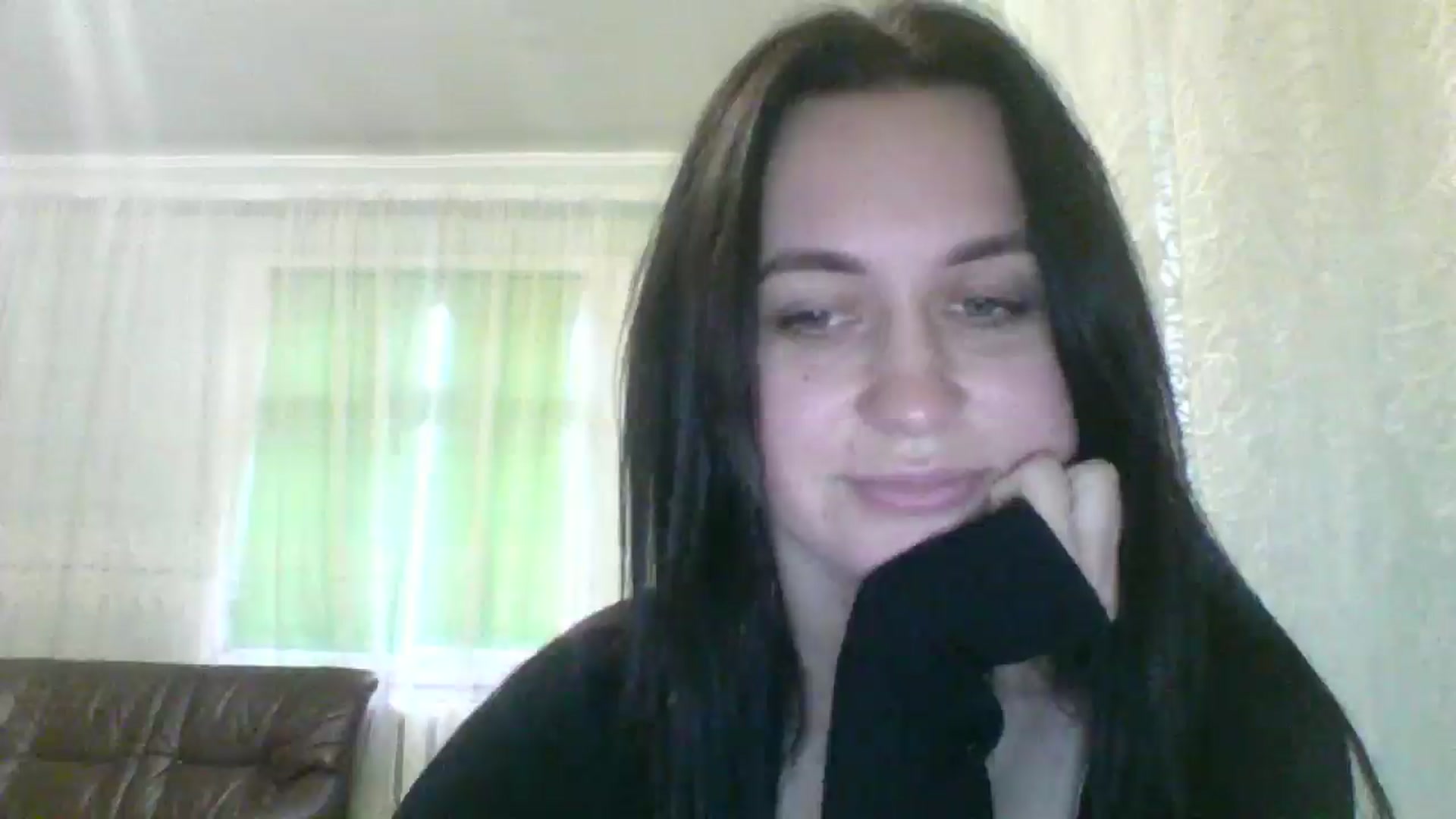 Gallery image thumbnail from AngelaBloom's myfreecams stream on, 12/21/2025, 13:12 image 5 of 20