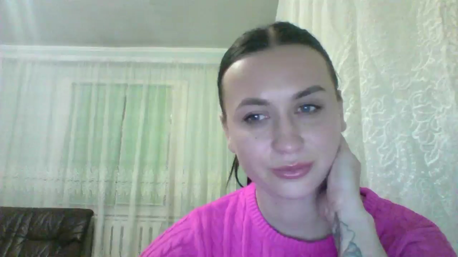 Gallery image thumbnail from AngelaBloom's myfreecams stream on, 12/22/2025, 20:23 image 6 of 20