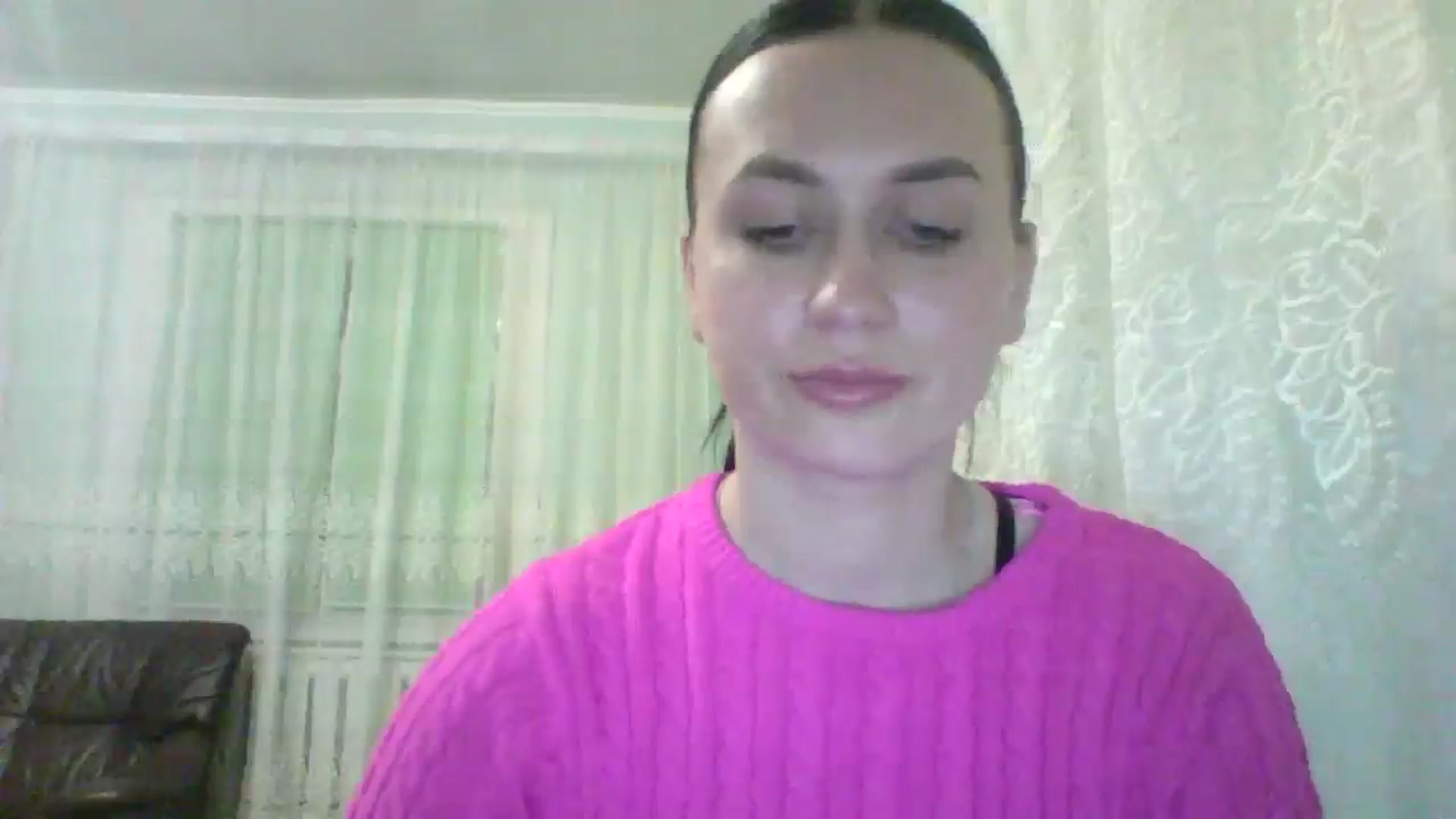 Gallery image thumbnail from AngelaBloom's myfreecams stream on, 12/22/2025, 20:23 image 12 of 20